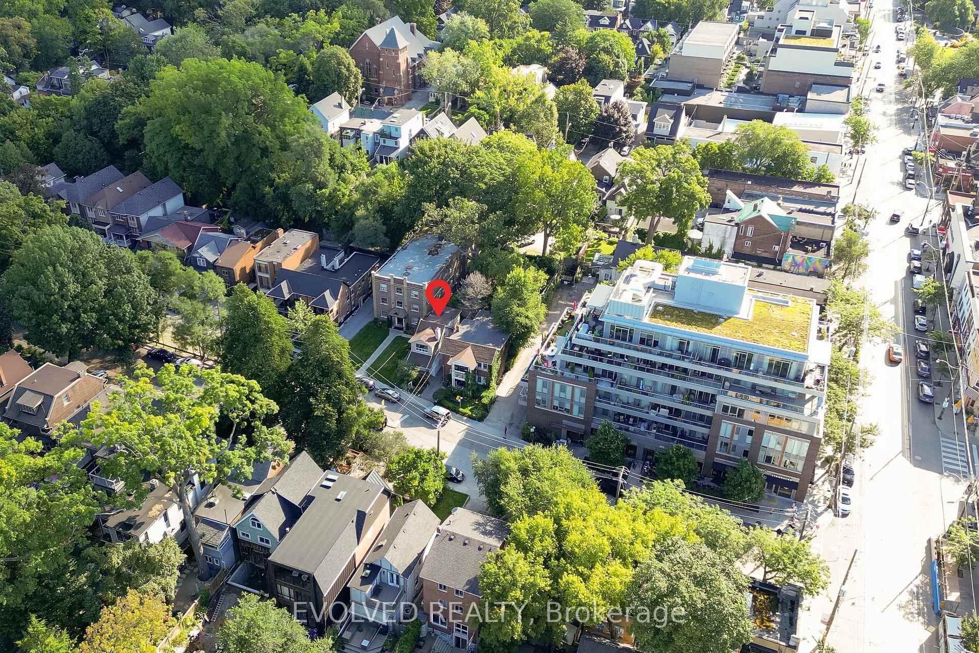 Photo 35 of 123 Kenilworth Avenue, Toronto, The Beaches — HOMEH