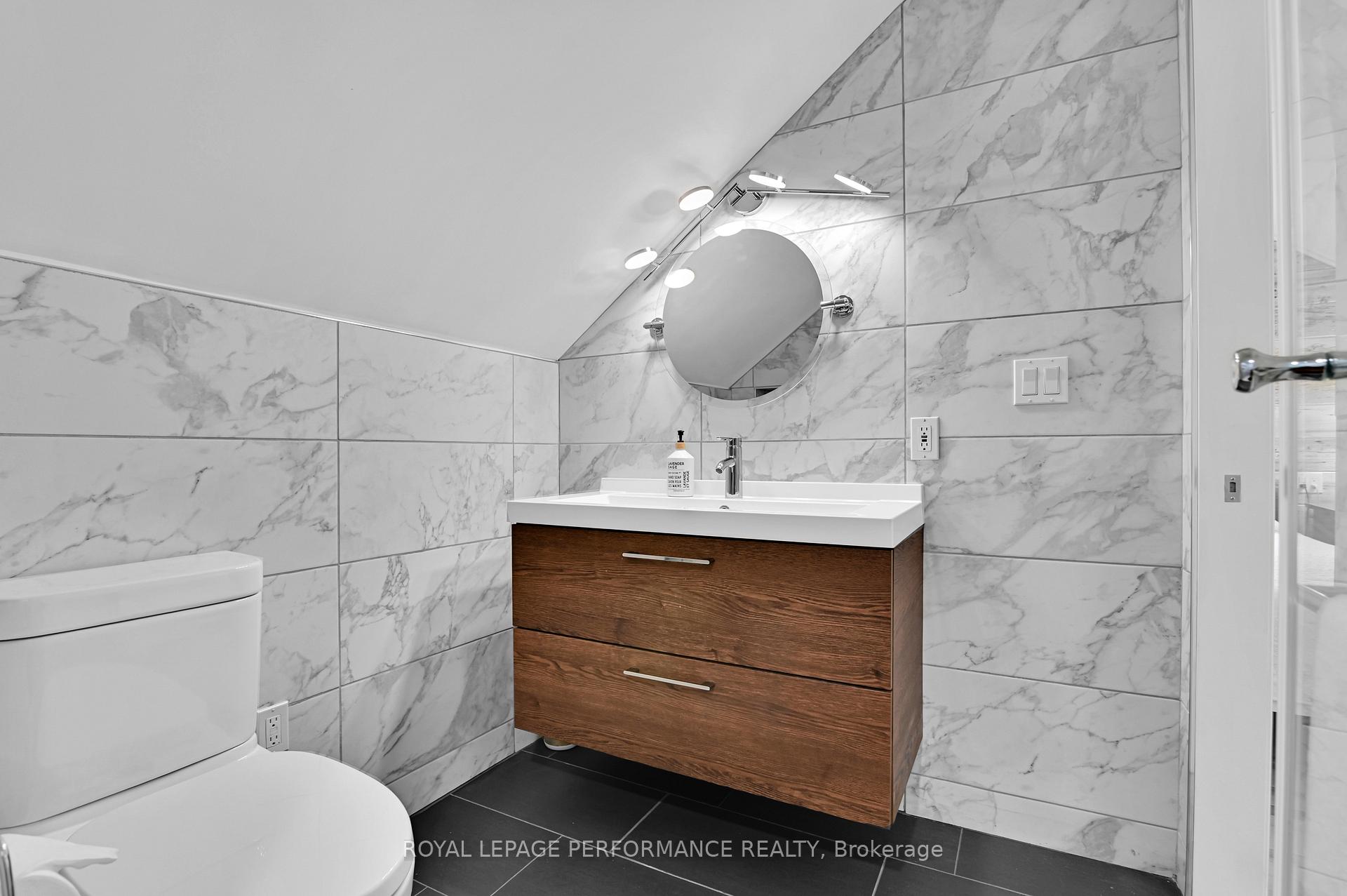 Photo 23 of 429 Hartleigh Avenue, Ottawa, Woodroffe — HOMEH