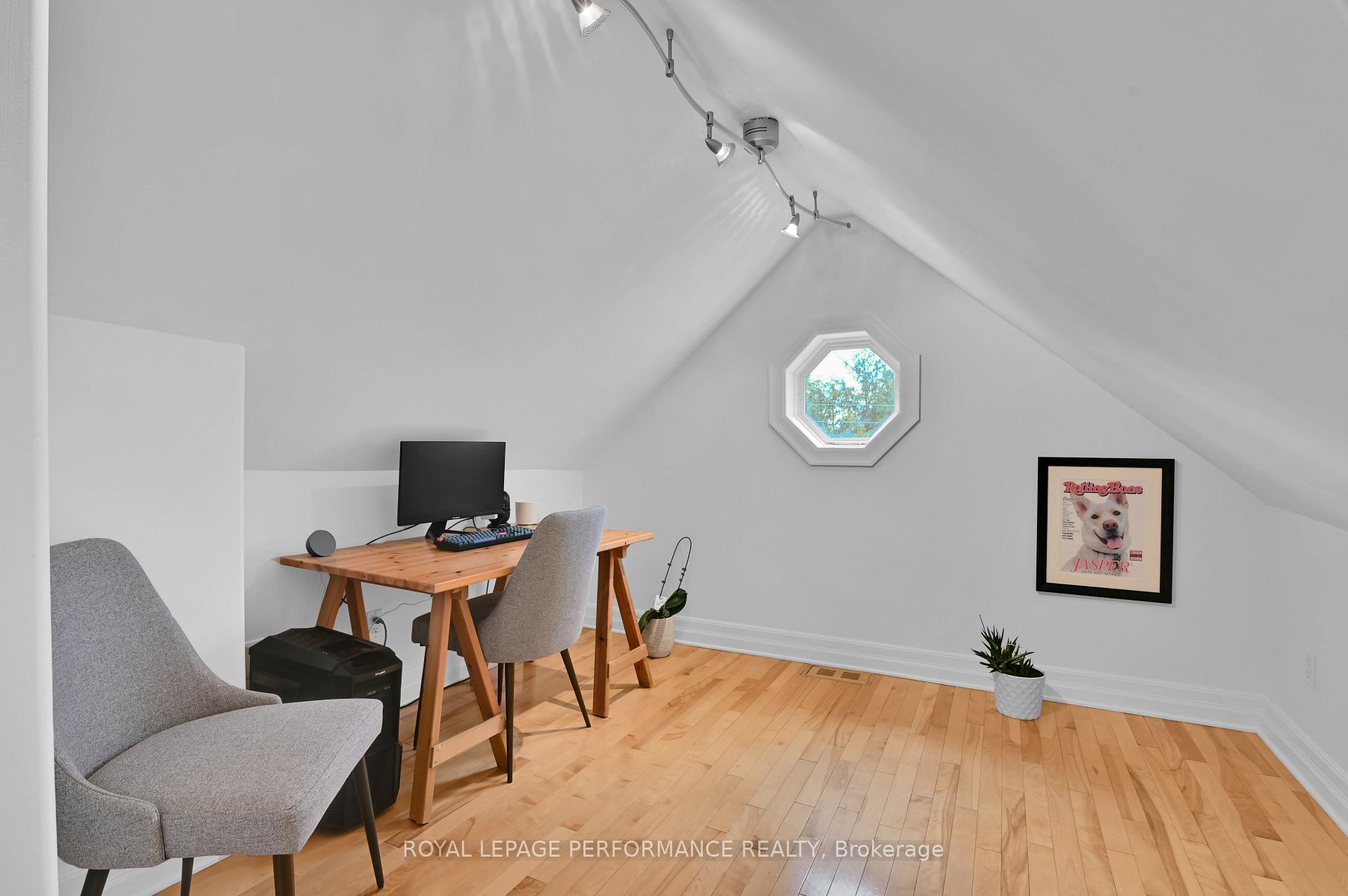 Photo 25 of 429 Hartleigh Avenue, Ottawa, Woodroffe — HOMEH