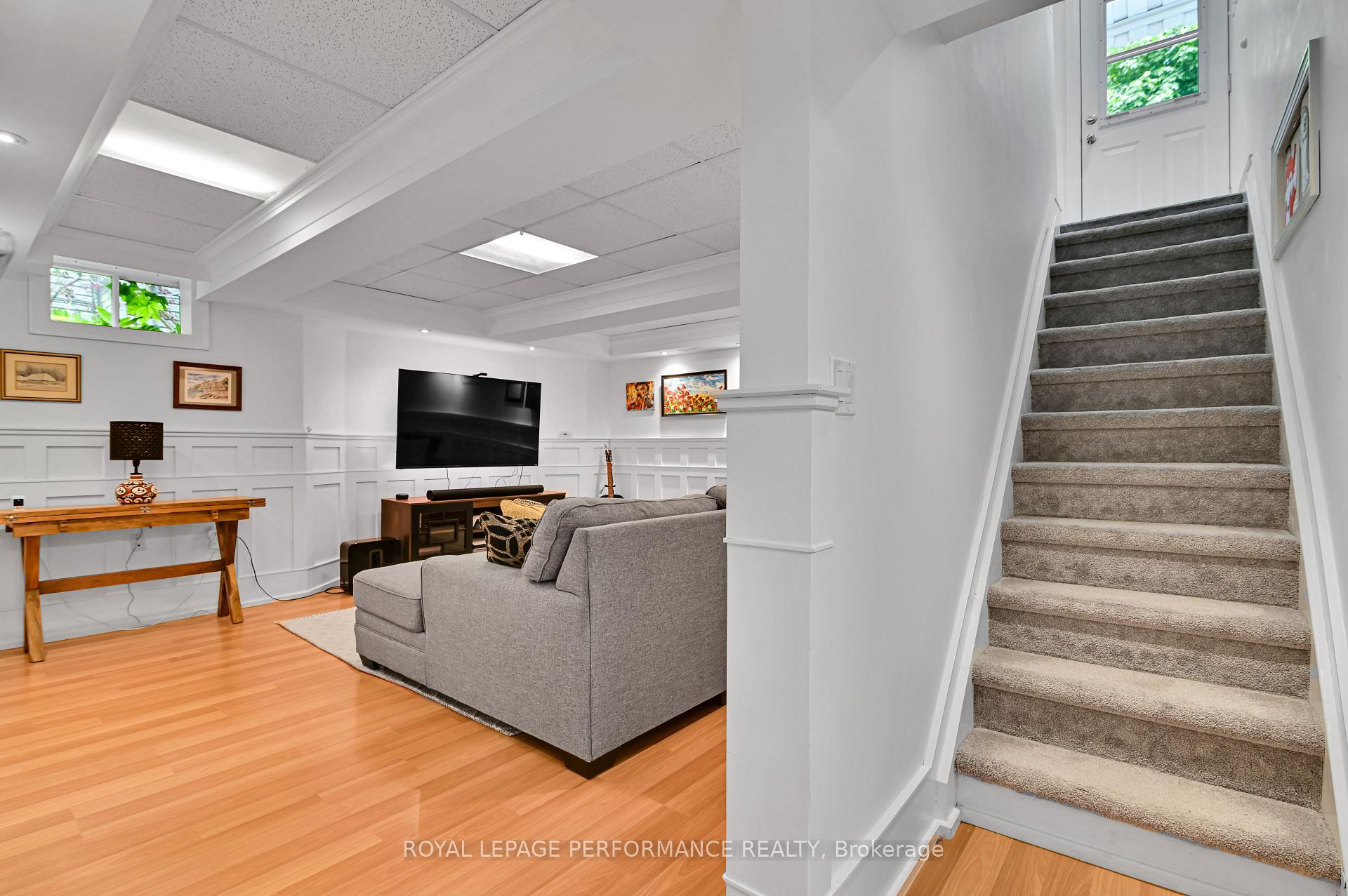 Photo 26 of 429 Hartleigh Avenue, Ottawa, Woodroffe — HOMEH