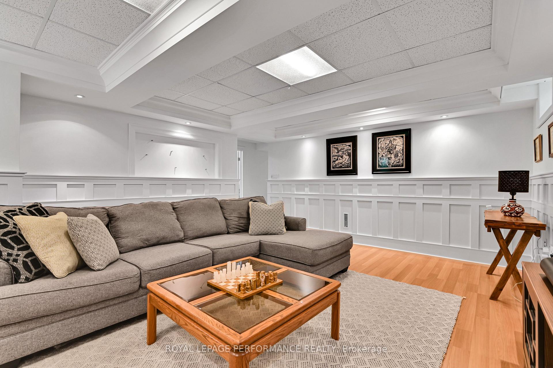 Photo 28 of 429 Hartleigh Avenue, Ottawa, Woodroffe — HOMEH