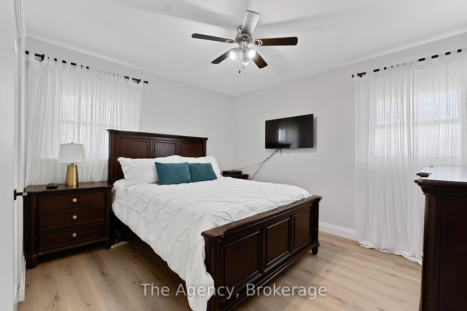 Photo 13 of 70 South Crescent, Port Colborne, Sugarloaf — HOMEH