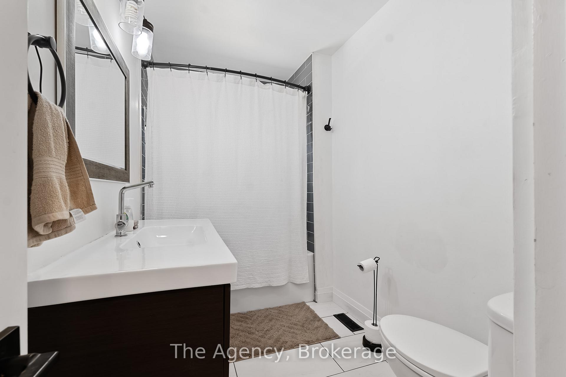 Photo 14 of 70 South Crescent, Port Colborne, Sugarloaf — HOMEH