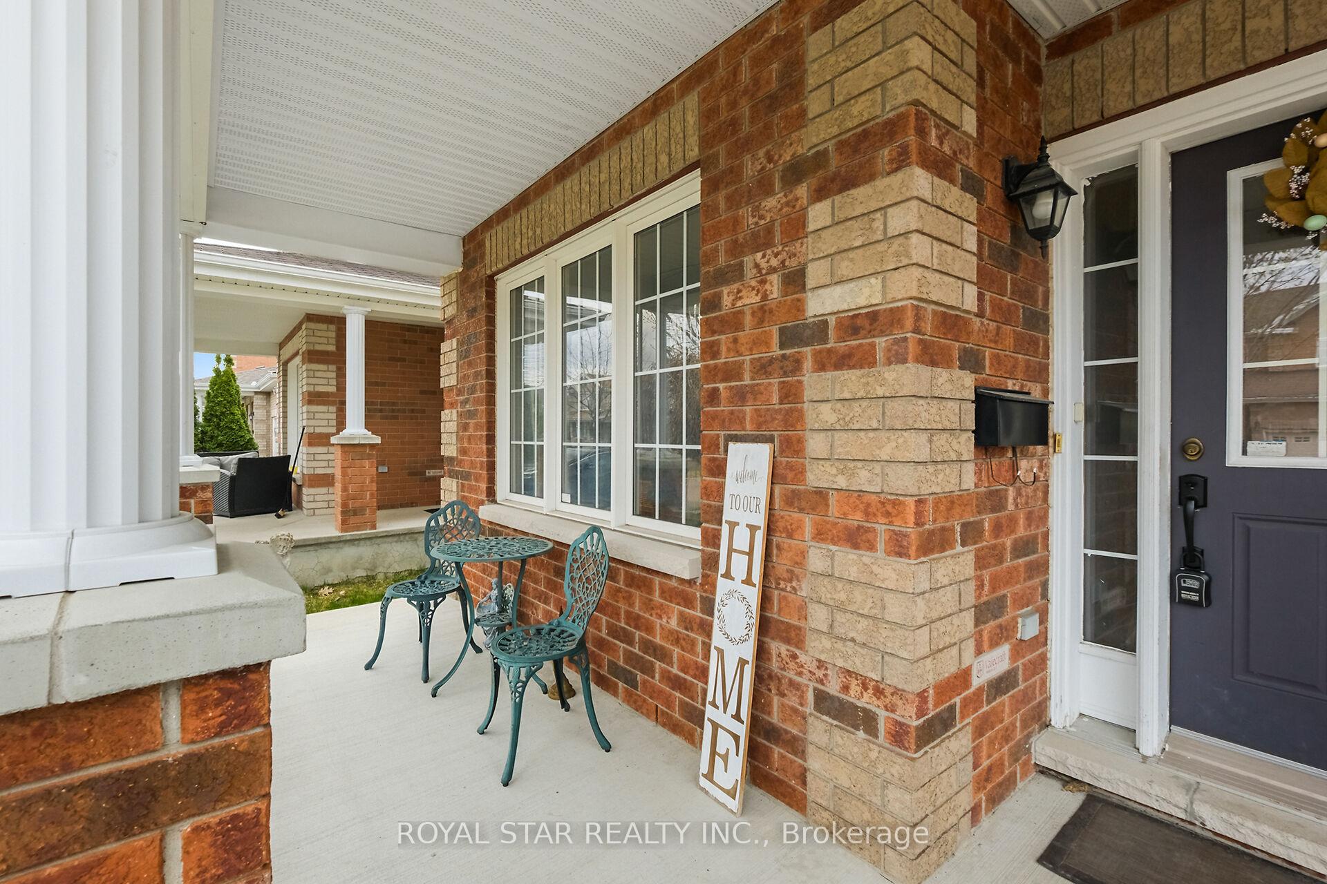 Photo 5 of 318 Wild Iris Avenue, Ottawa, Blossom Park/Kemp Park/Findlay Creek — HOMEH