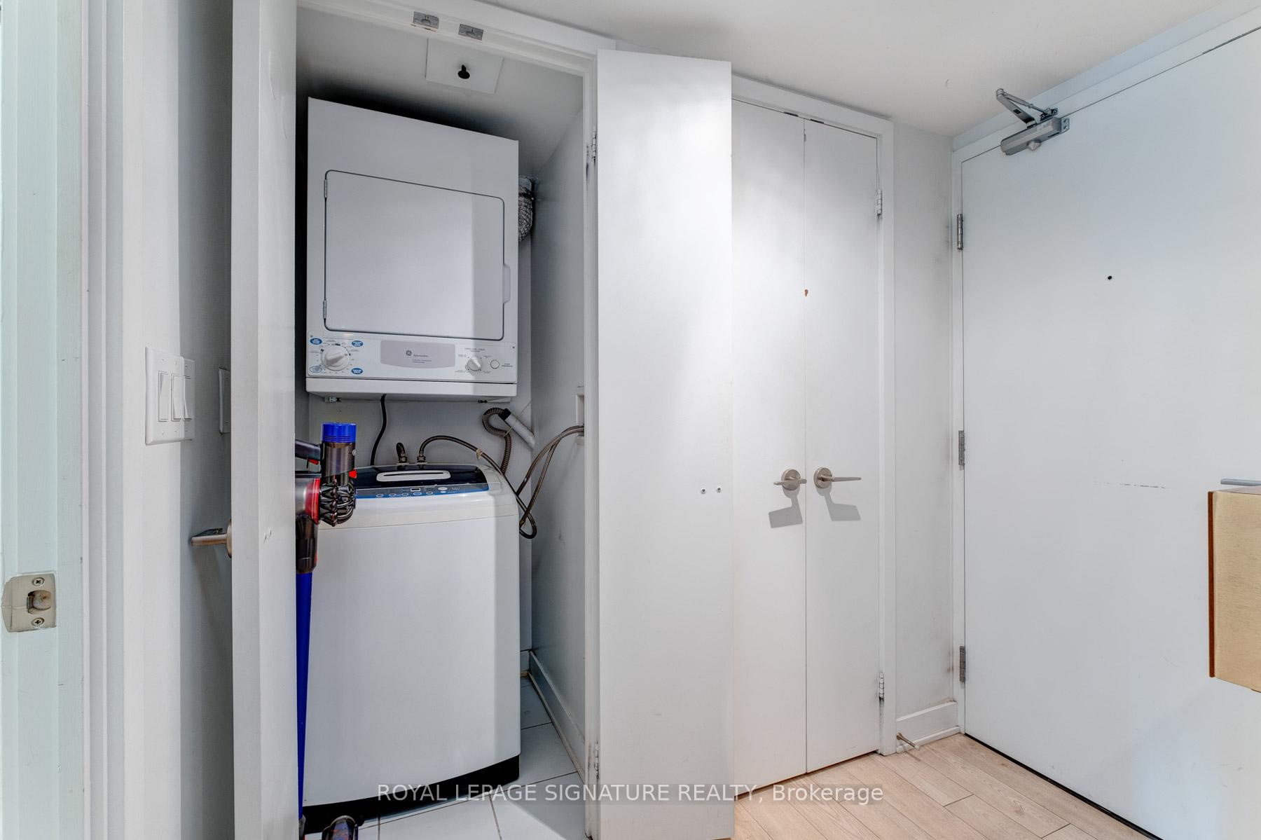 Photo 14 of Unit 1101, 110 Charles Street E, Toronto, Church-Yonge Corridor — HOMEH