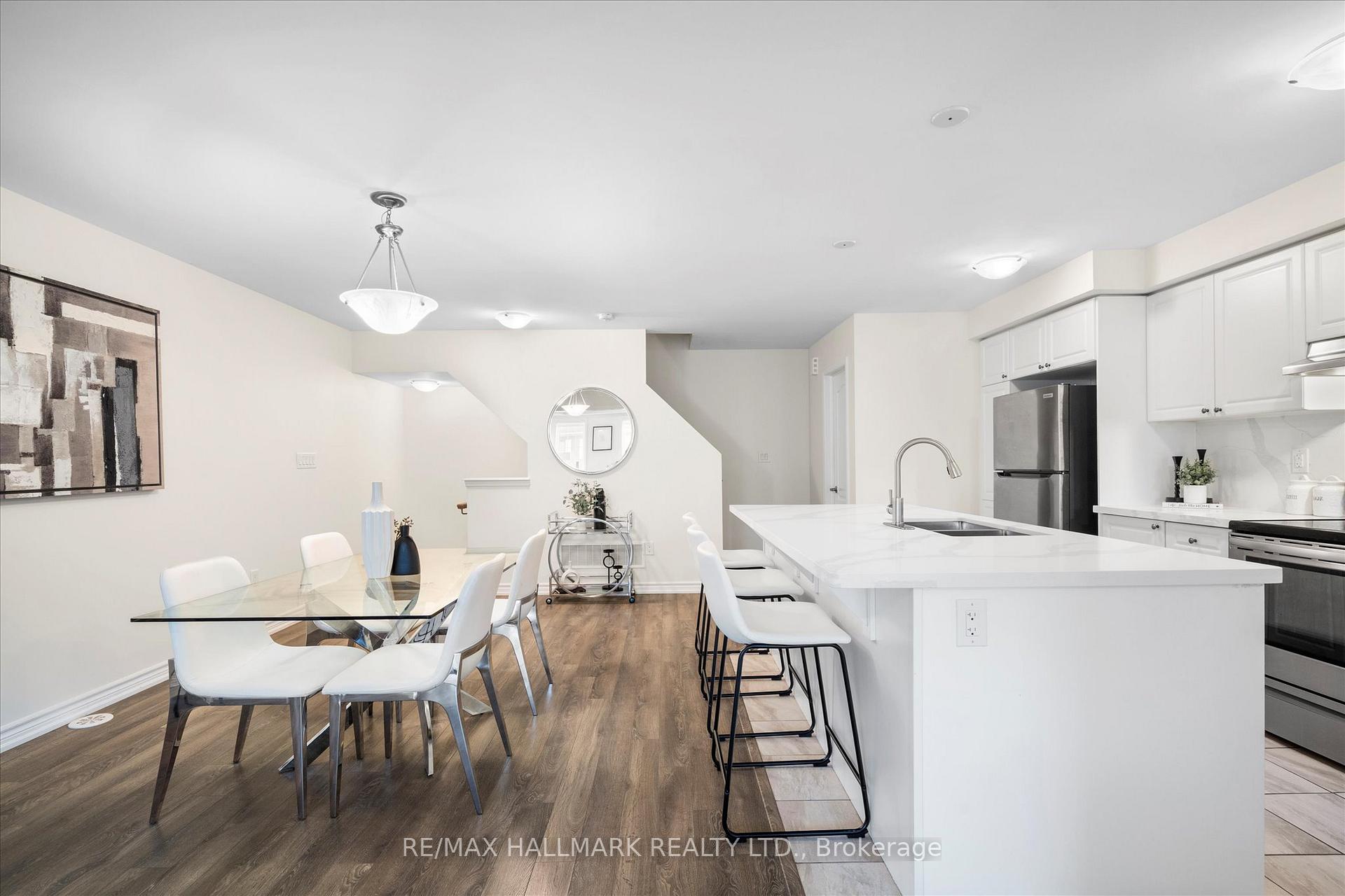 Photo 5 of 19 Bluegill Crescent, Whitby, Lynde Creek — HOMEH