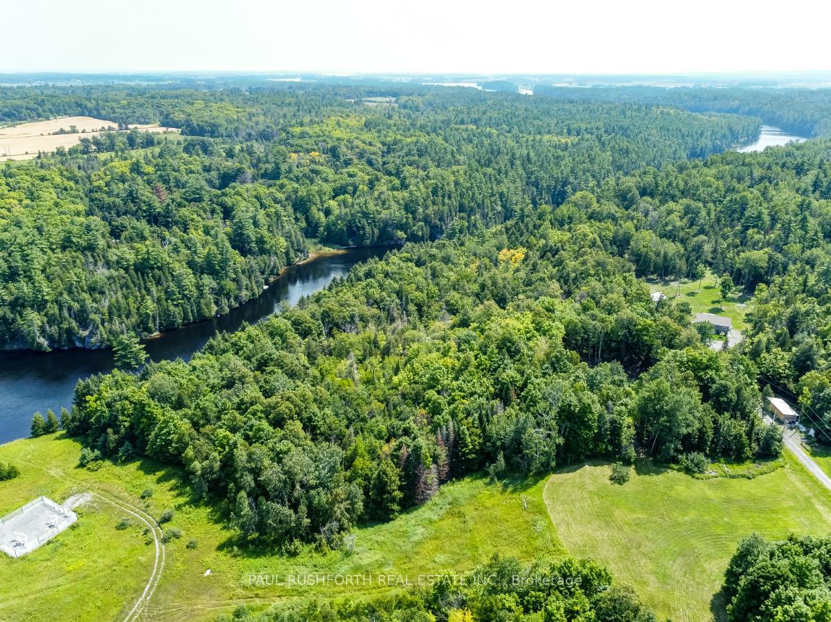 Photo 11 of 468 Stewartville Road, McNab/Braeside, Mcnab/Braeside Twps — HOMEH