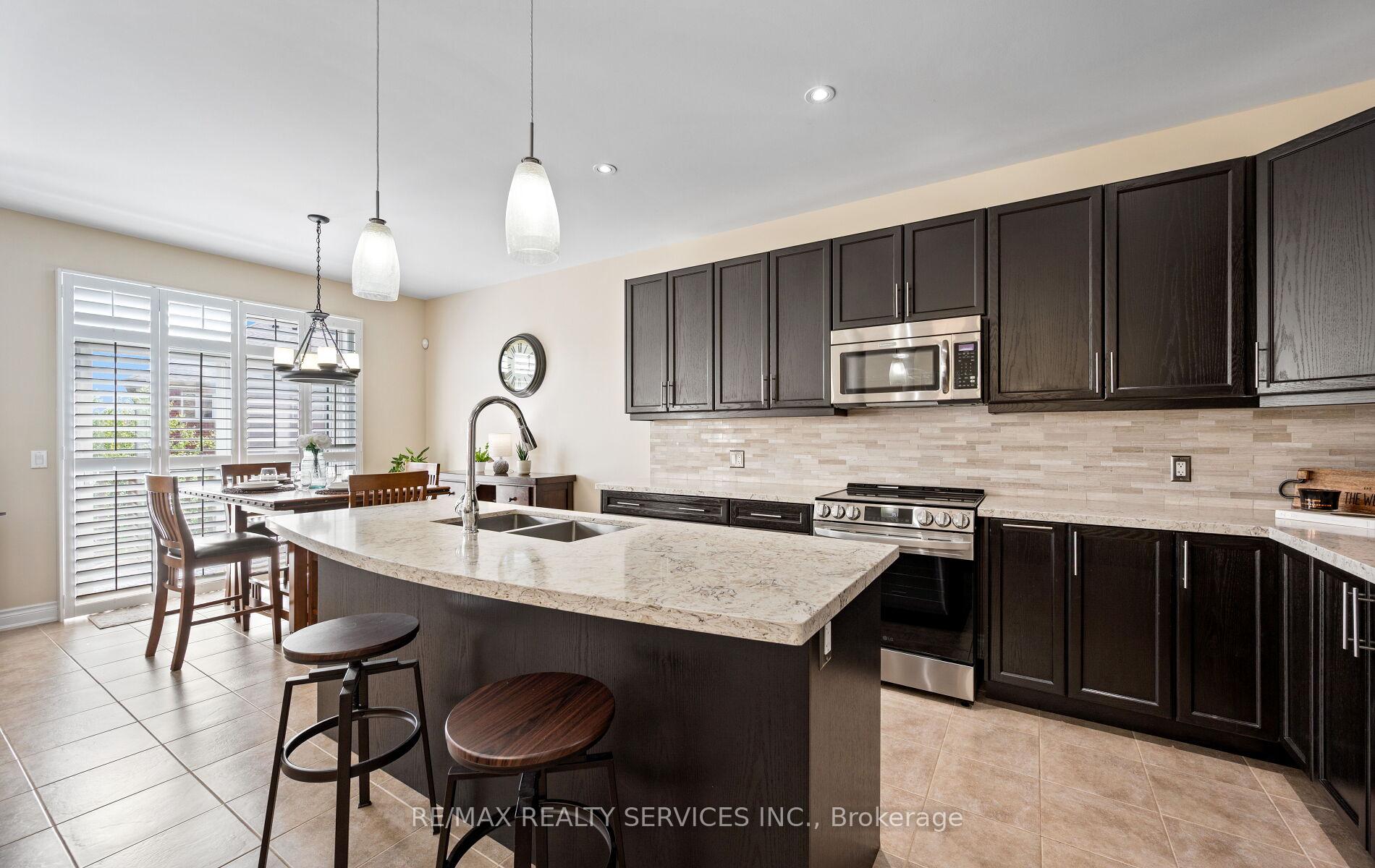Photo 13 of 85 Waterville Way, Caledon, Rural Caledon — HOMEH