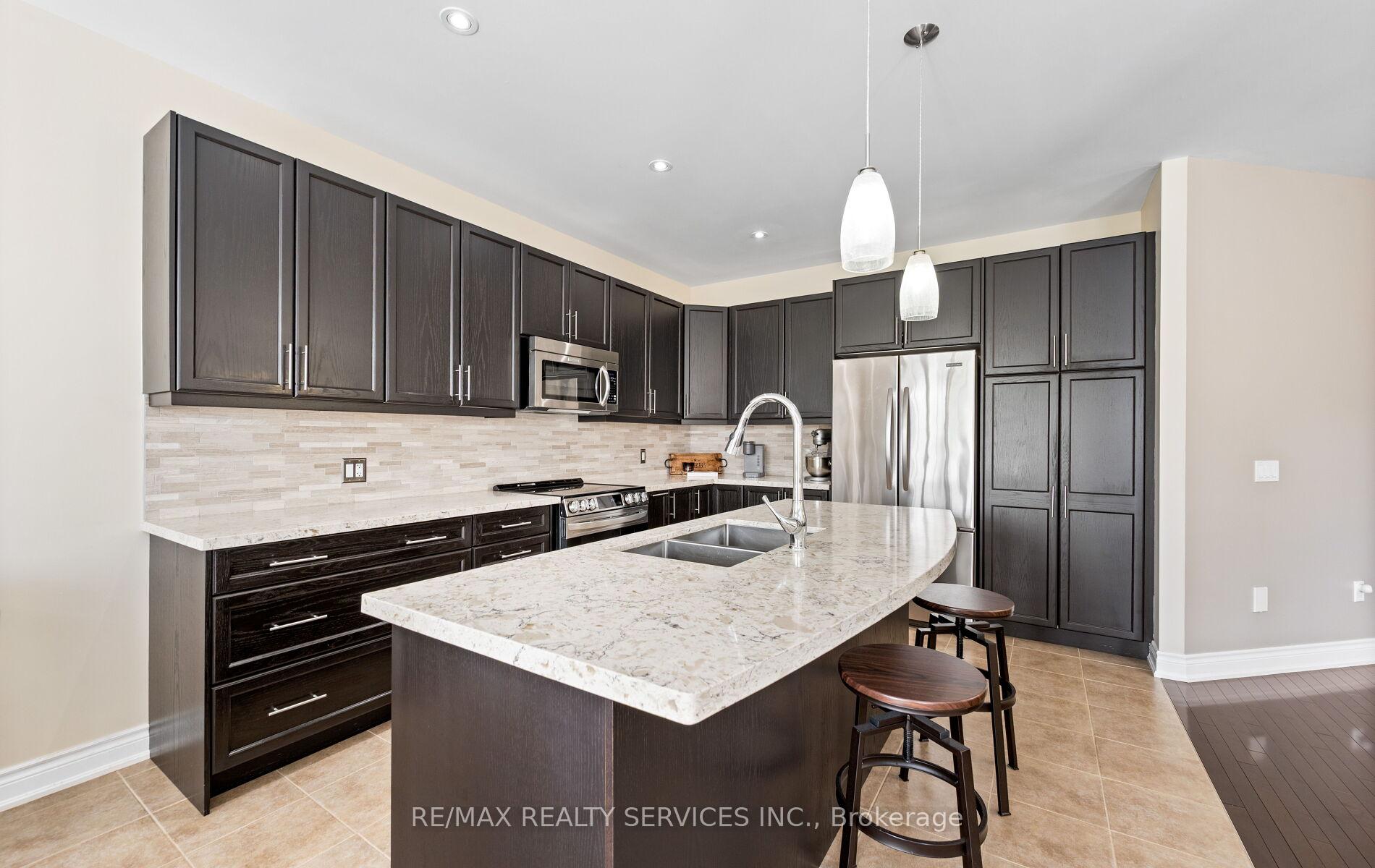 Photo 14 of 85 Waterville Way, Caledon, Rural Caledon — HOMEH