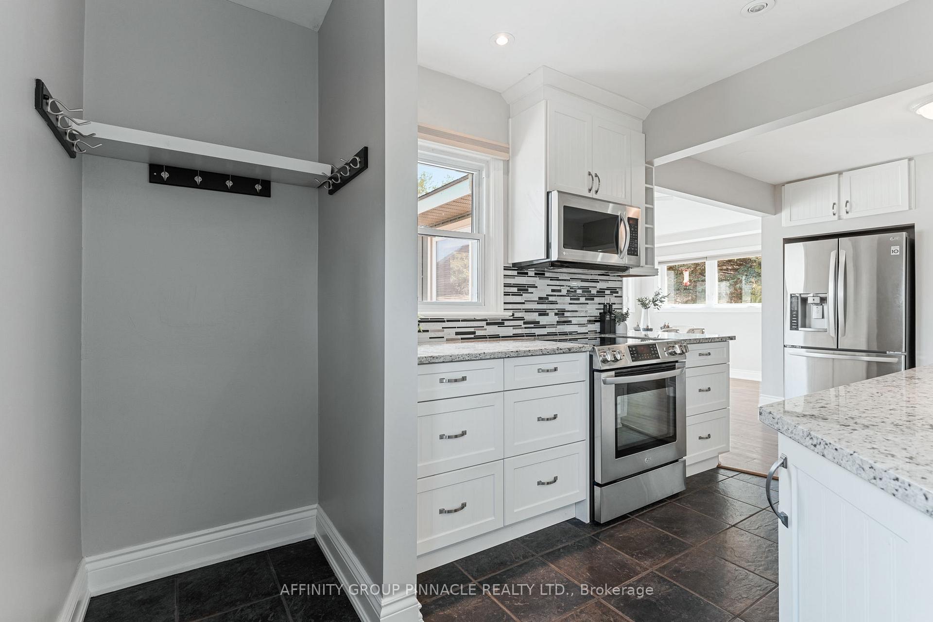 Photo 27 of 88 Simcoe Street, Brock, Beaverton — HOMEH