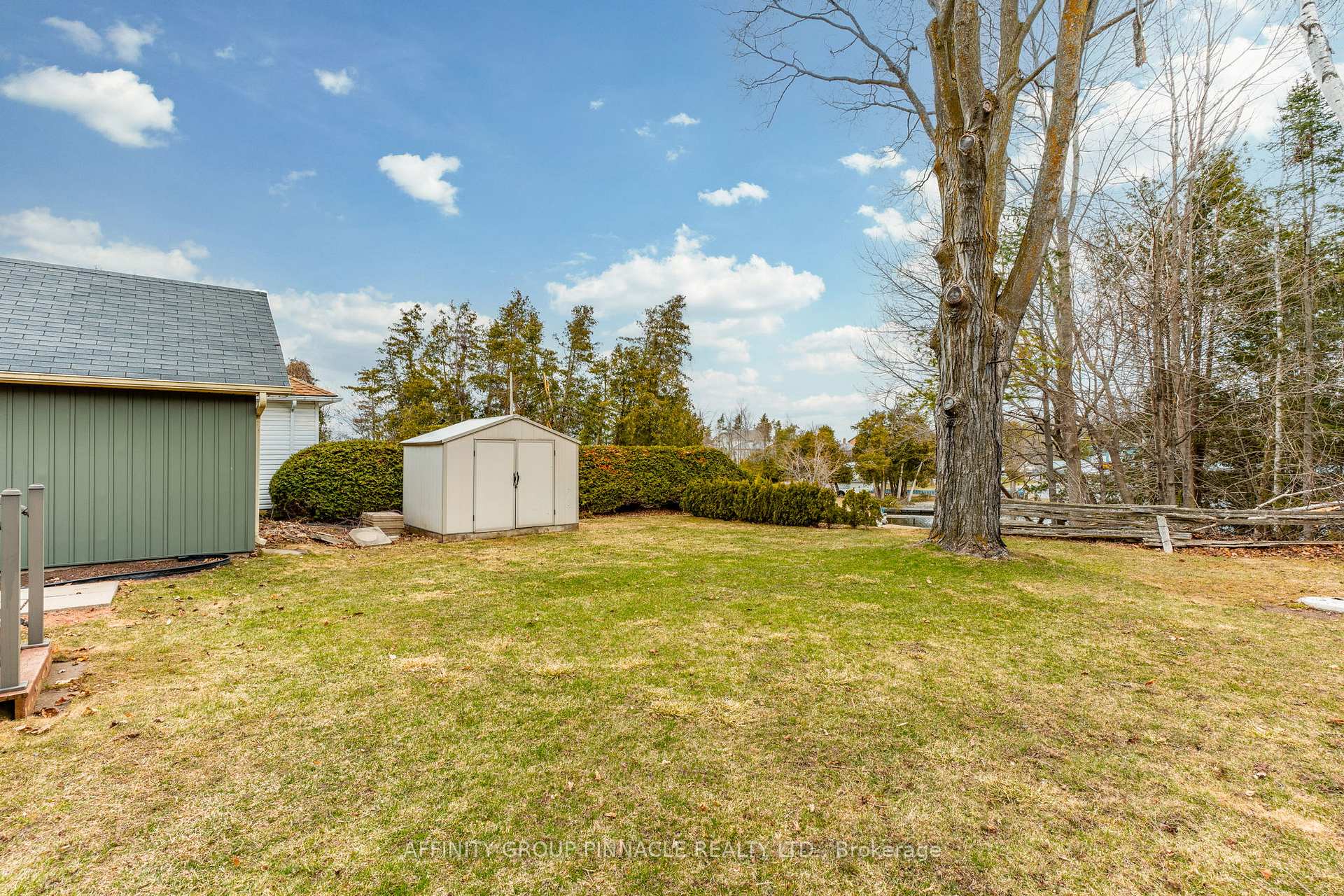 Photo 48 of 88 Simcoe Street, Brock, Beaverton — HOMEH