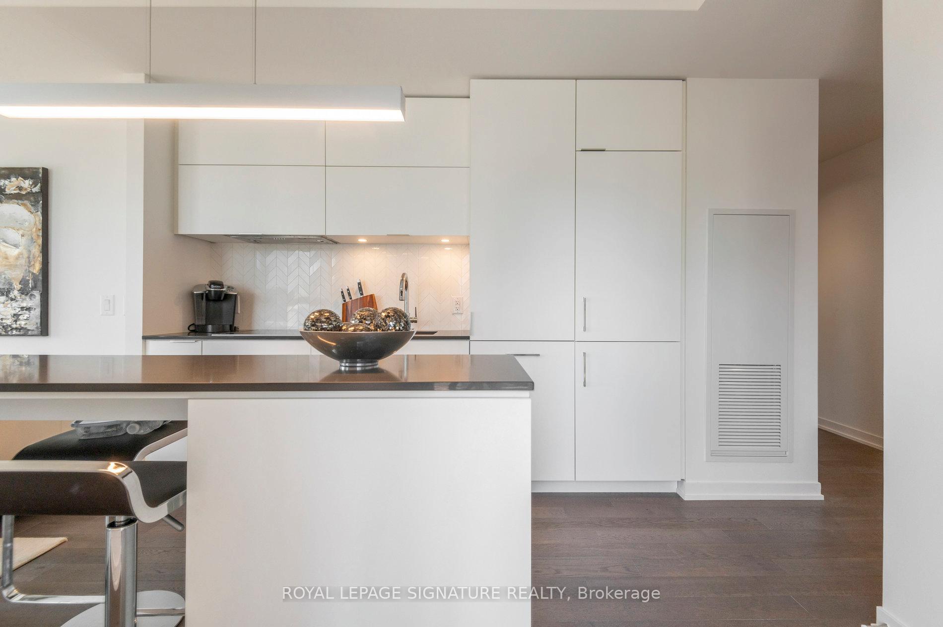 Photo 10 of Unit 2408, 20 Richardson Street, Toronto, Waterfront Communities — HOMEH