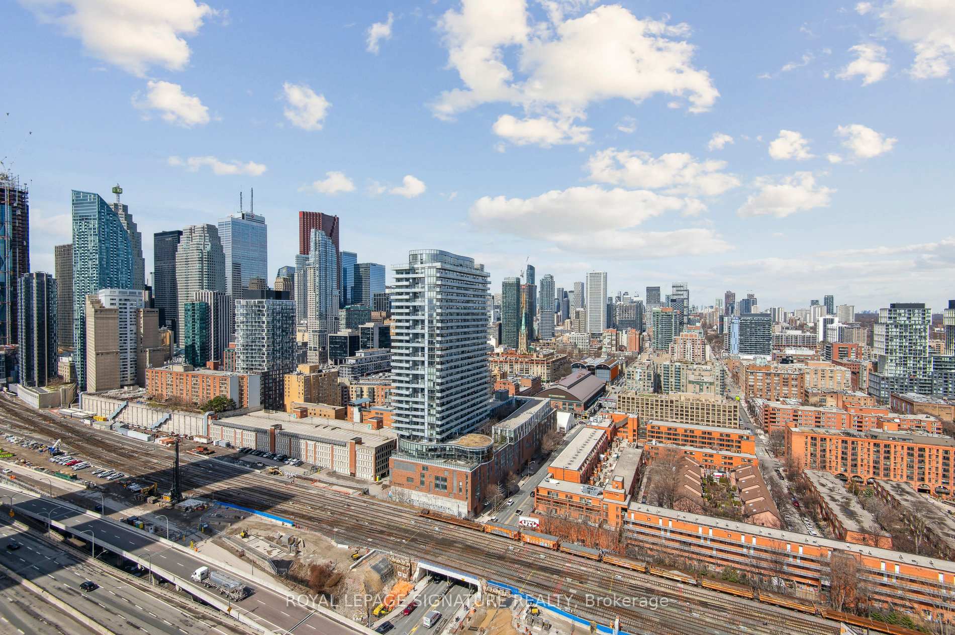 Photo 26 of Unit 2408, 20 Richardson Street, Toronto, Waterfront Communities — HOMEH