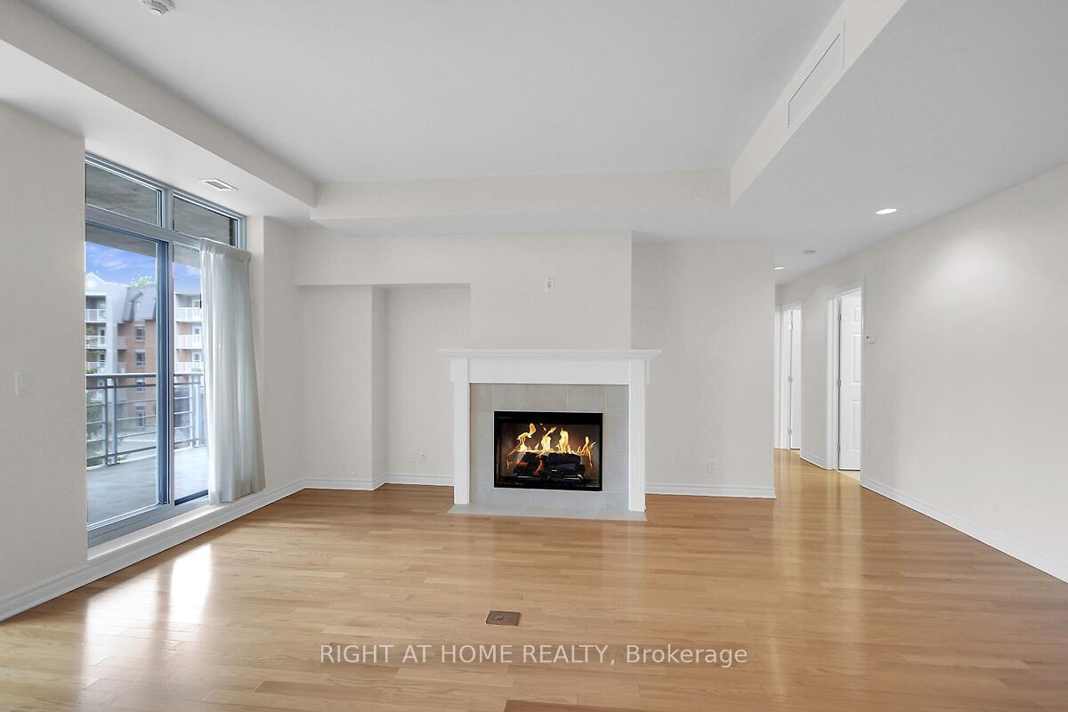 Photo 12 of Unit 308, 136 Darlington Private, Ottawa, Hunt Club/Western Community — HOMEH