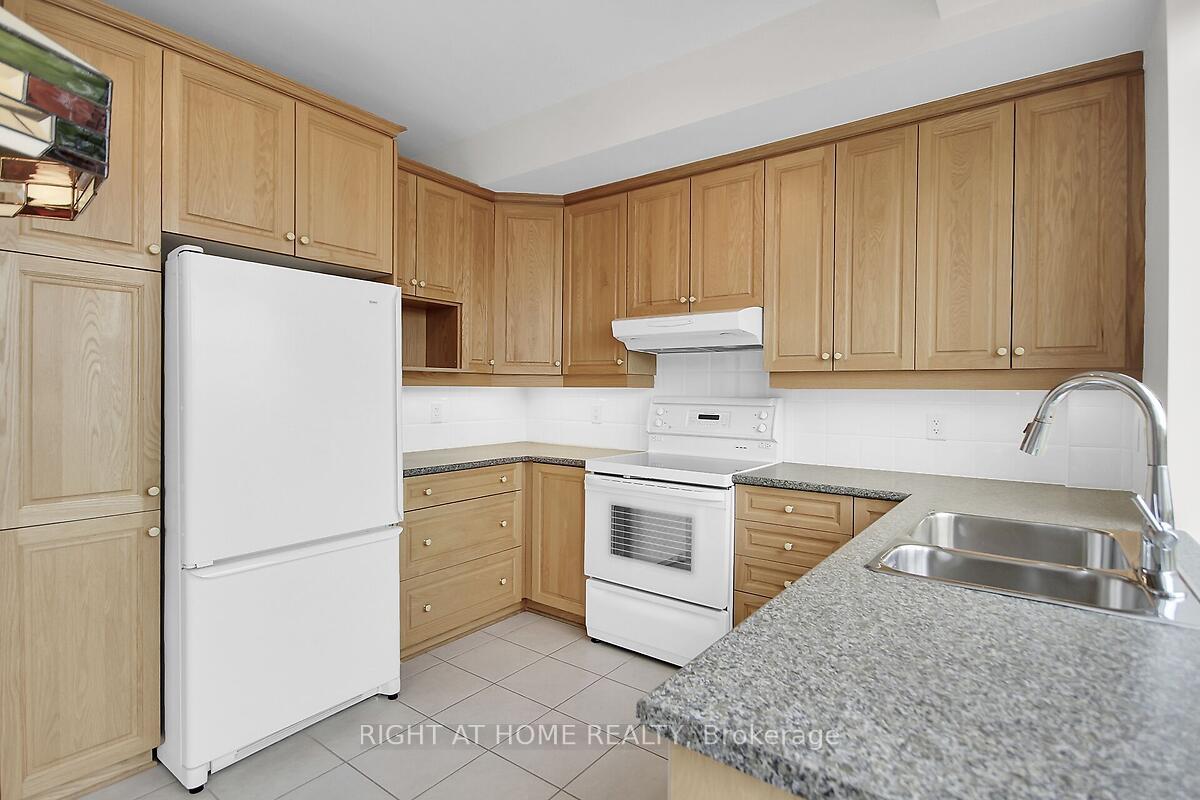 Photo 15 of Unit 308, 136 Darlington Private, Ottawa, Hunt Club/Western Community — HOMEH