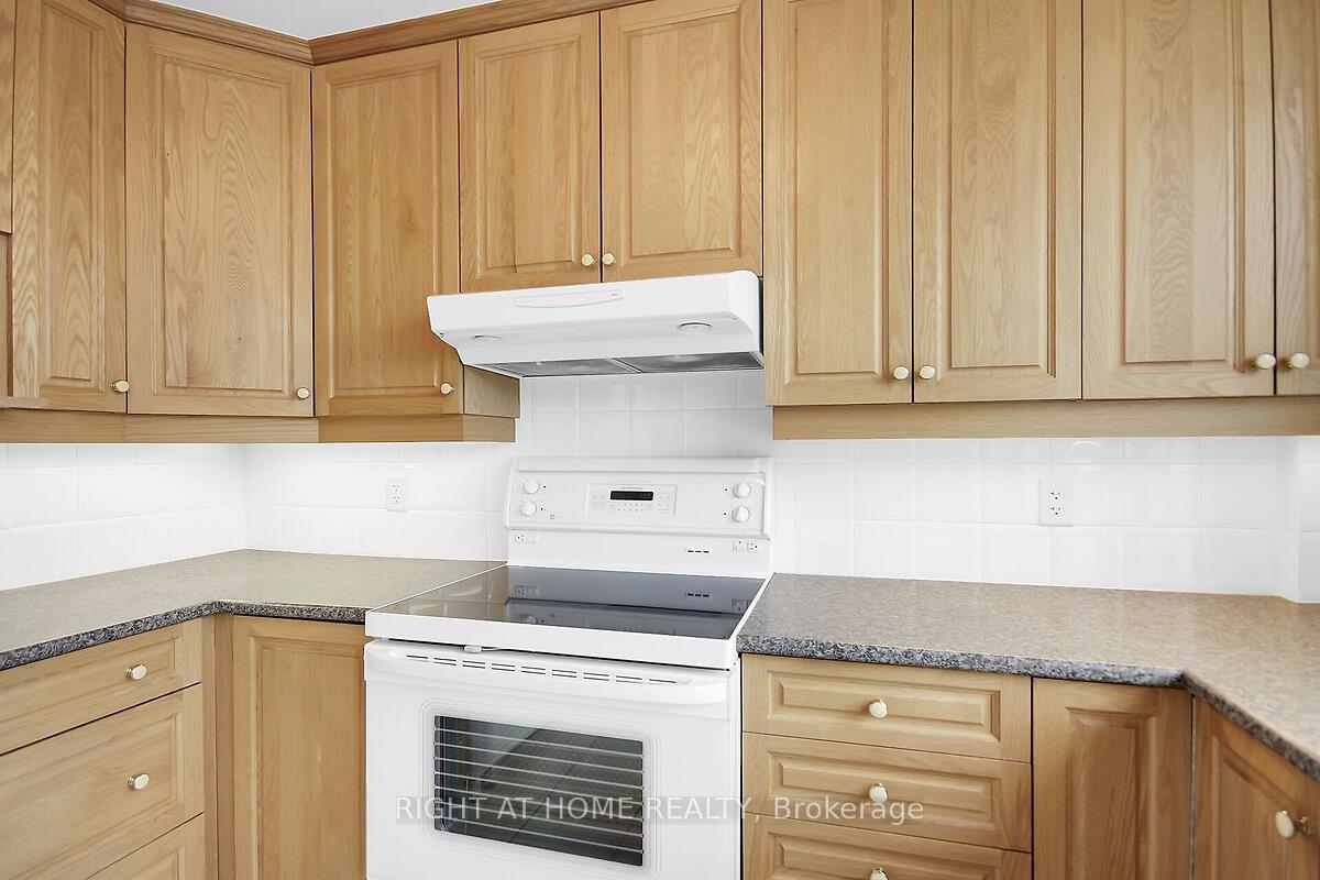 Photo 16 of Unit 308, 136 Darlington Private, Ottawa, Hunt Club/Western Community — HOMEH