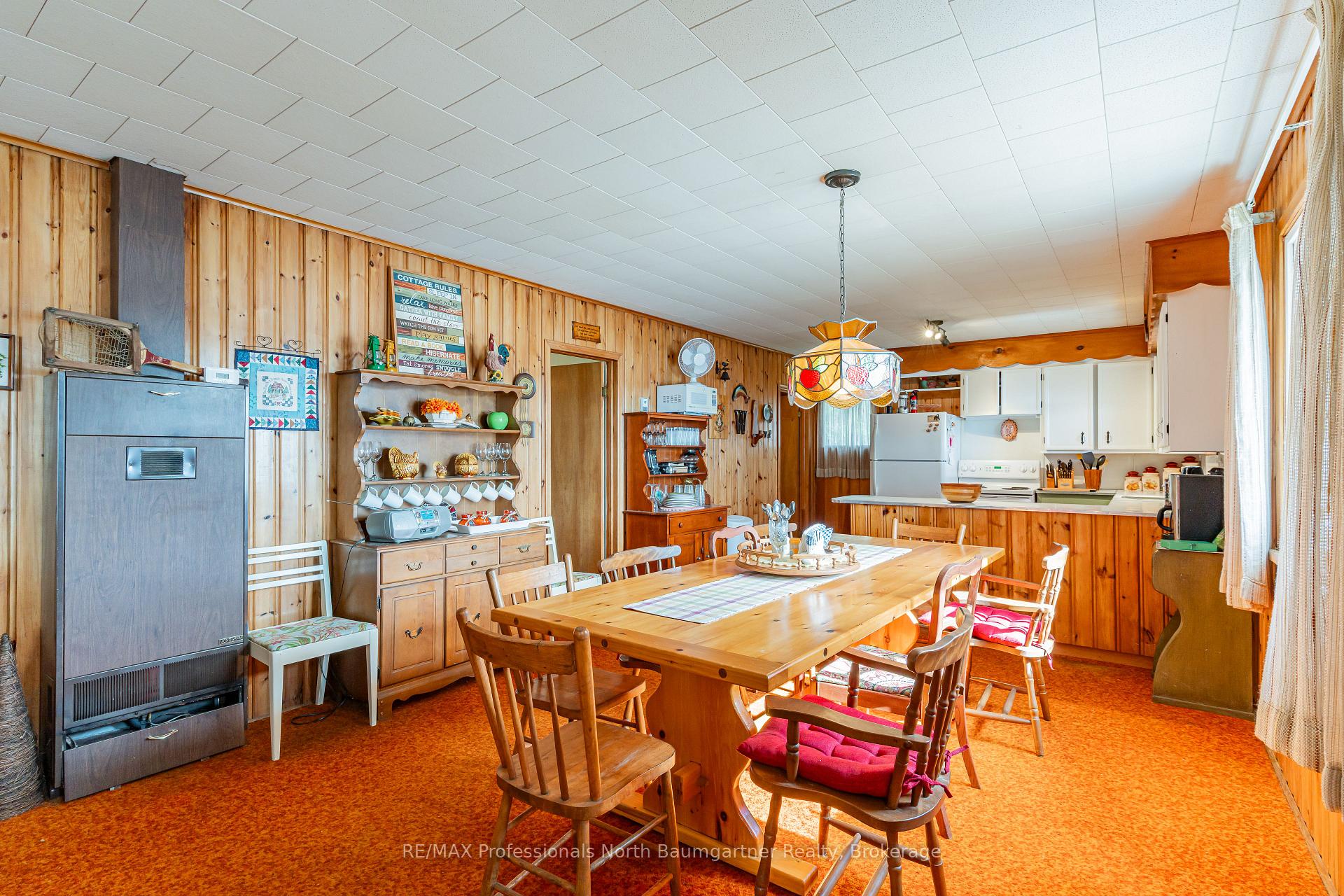 Photo 12 of 1175 Twin Rocks Lane, Algonquin Highlands — HOMEH