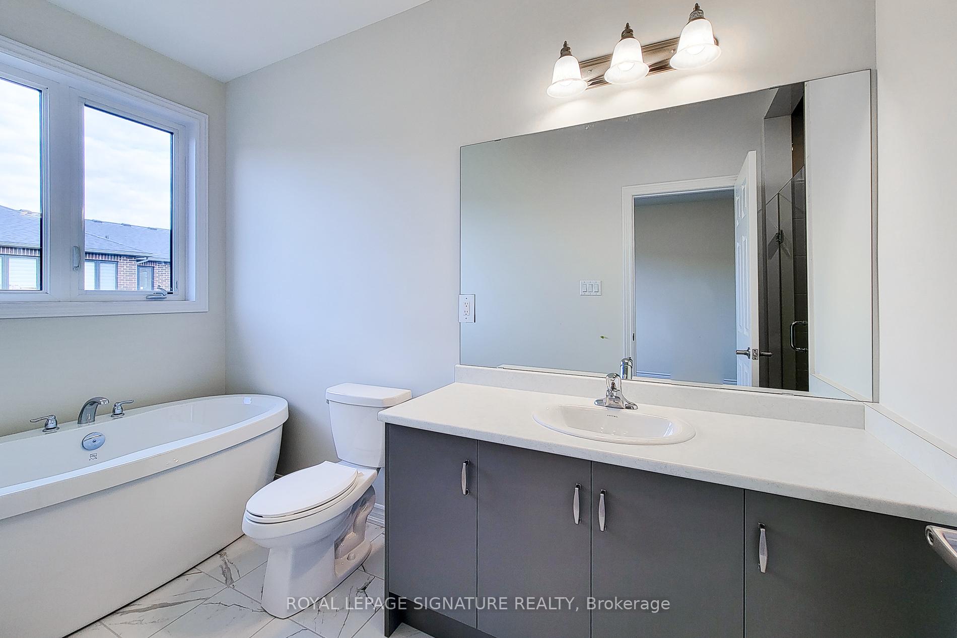 Photo 11 of 1421 Oakmont Common, Burlington, Tyandaga — HOMEH