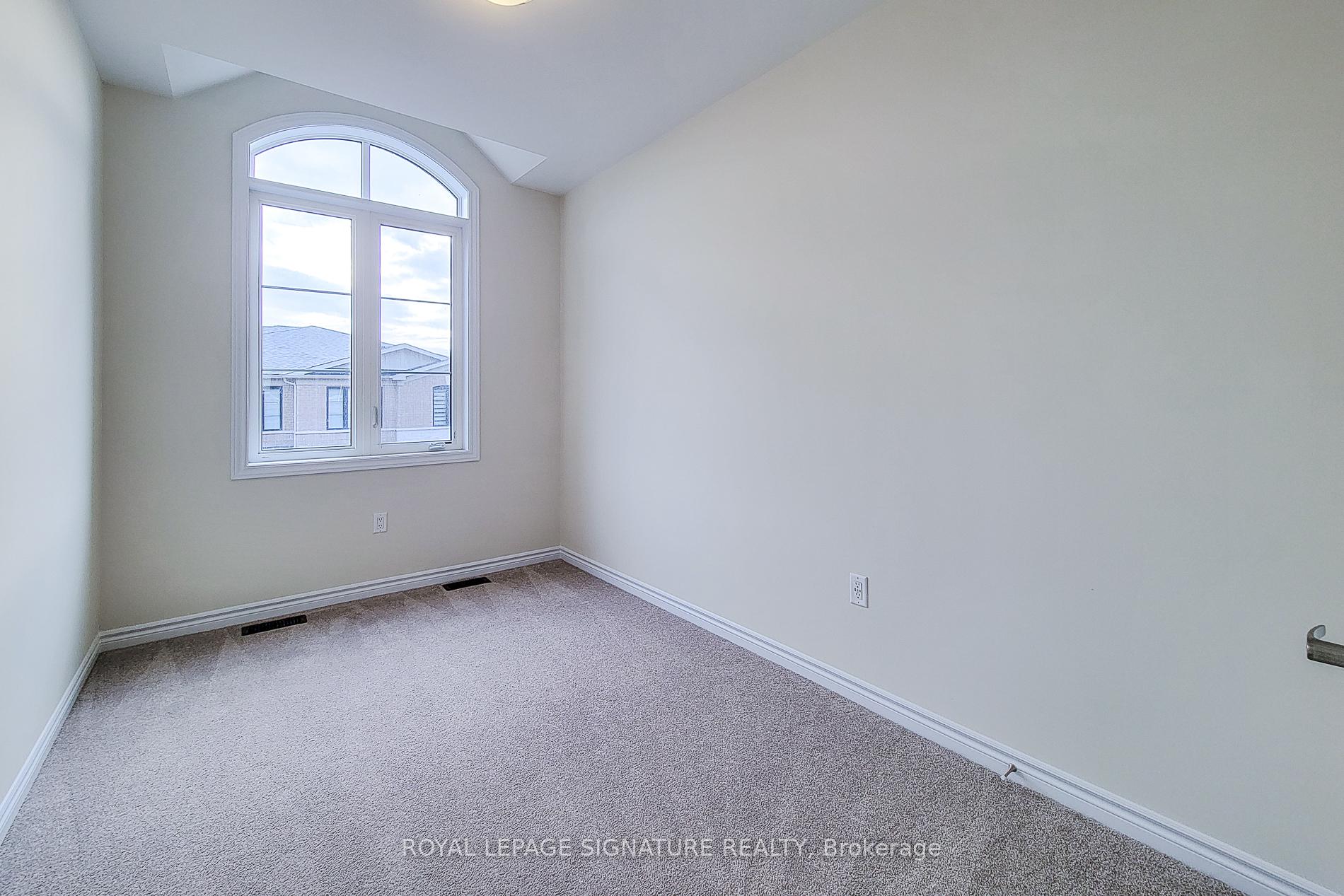 Photo 14 of 1421 Oakmont Common, Burlington, Tyandaga — HOMEH