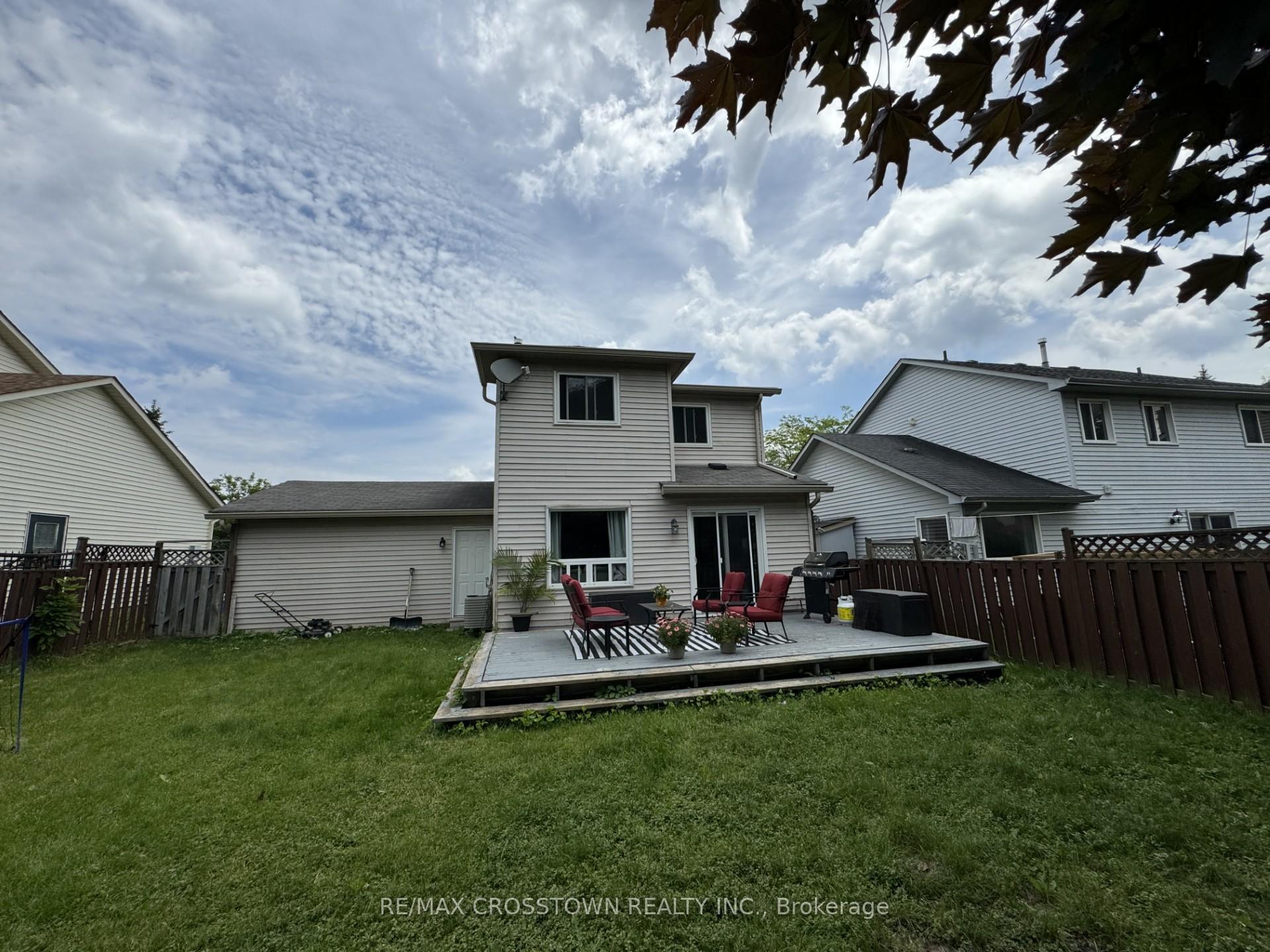 Photo 21 of 1920 Ashwood Avenue, Innisfil, Alcona — HOMEH