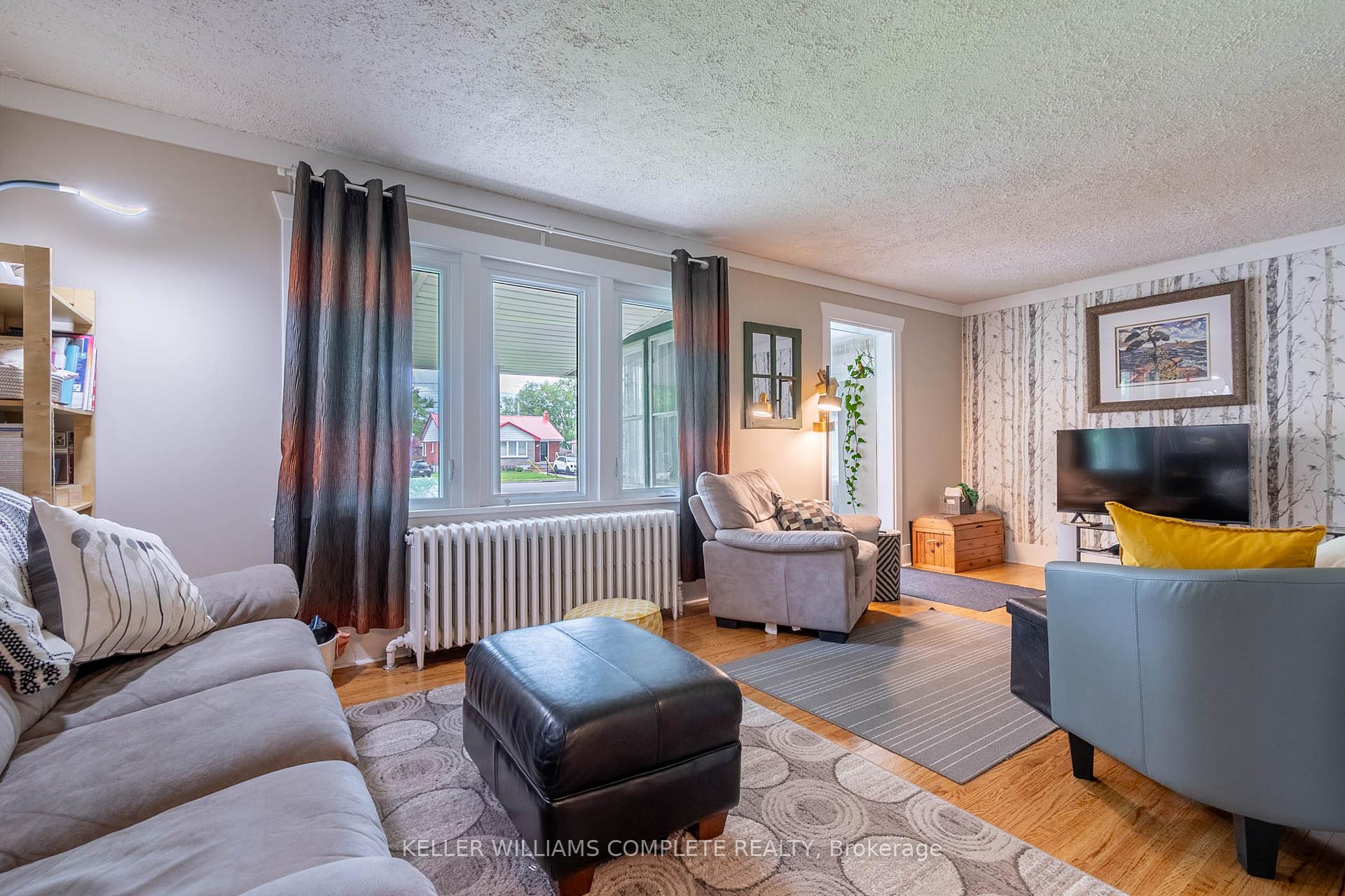 Photo 12 of 166 Thorold Road, Welland, N. Welland — HOMEH