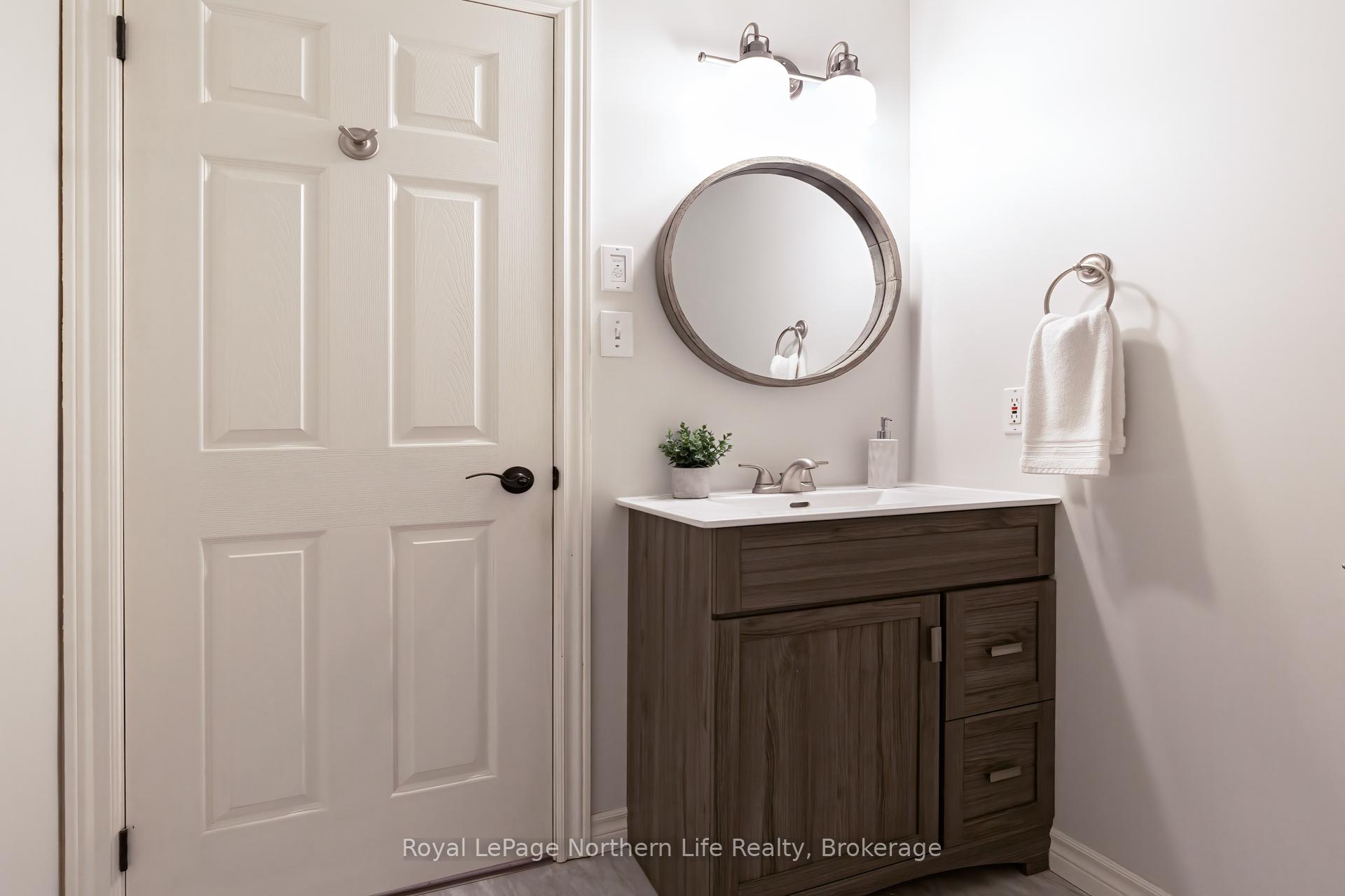 Photo 40 of 109 Fairway Drive, Callander — HOMEH
