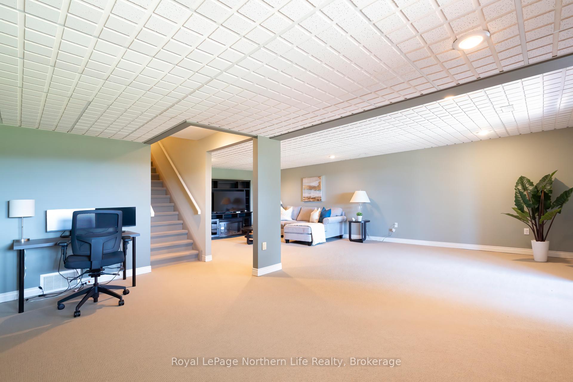 Photo 47 of 109 Fairway Drive, Callander — HOMEH