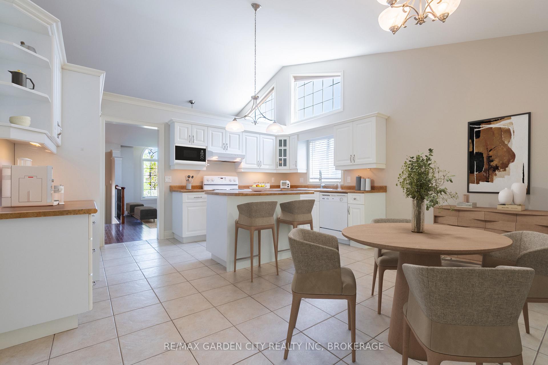 Photo 23 of 6 Briarwood Drive, St. Catharines, Rykert/Vansickle — HOMEH