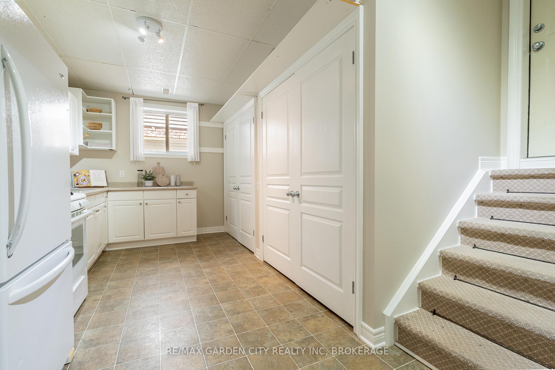Photo 53 of 6 Briarwood Drive, St. Catharines, Rykert/Vansickle — HOMEH