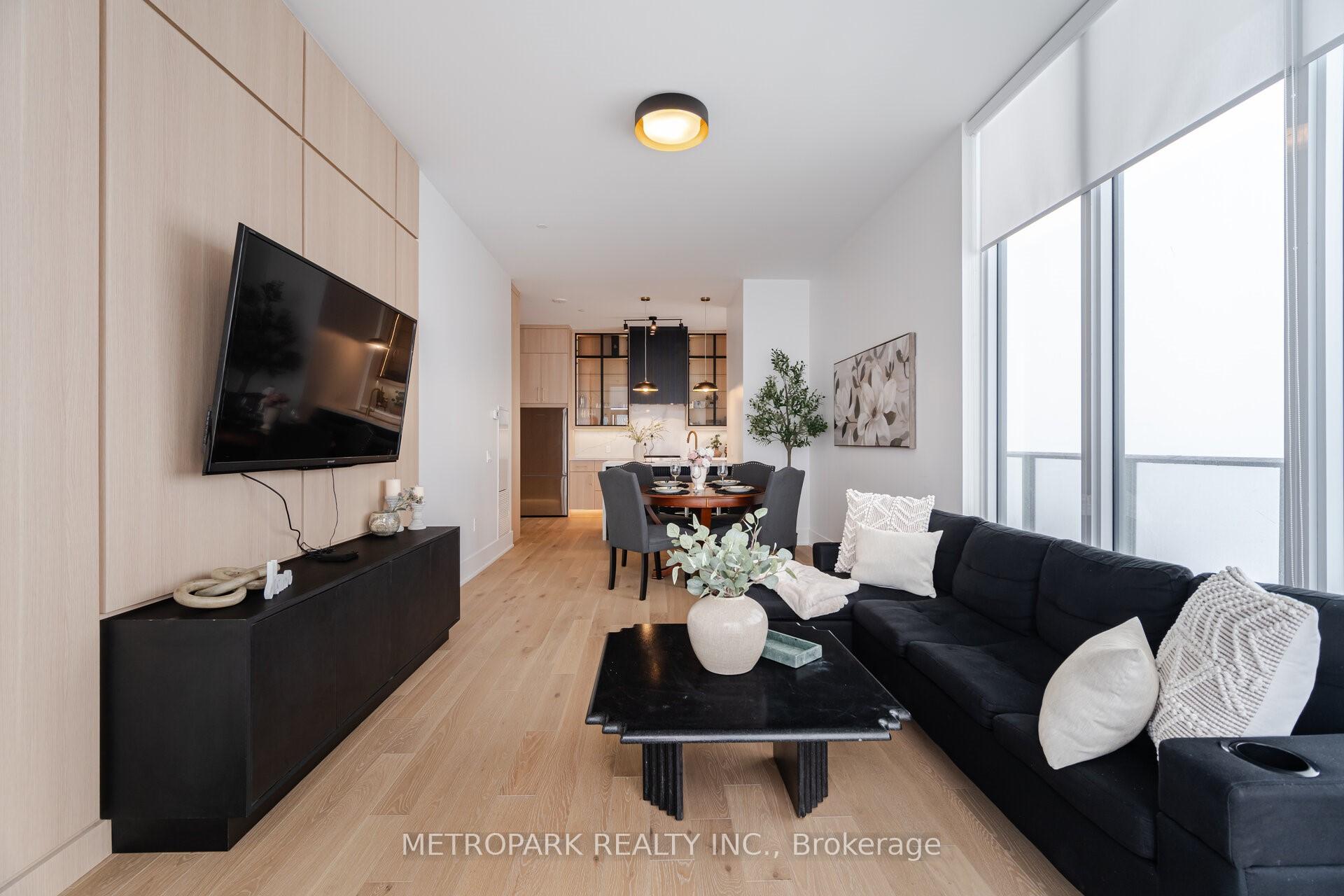 Photo 19 of Unit Ph215, 9000 Jane Street, Vaughan, Concord — HOMEH
