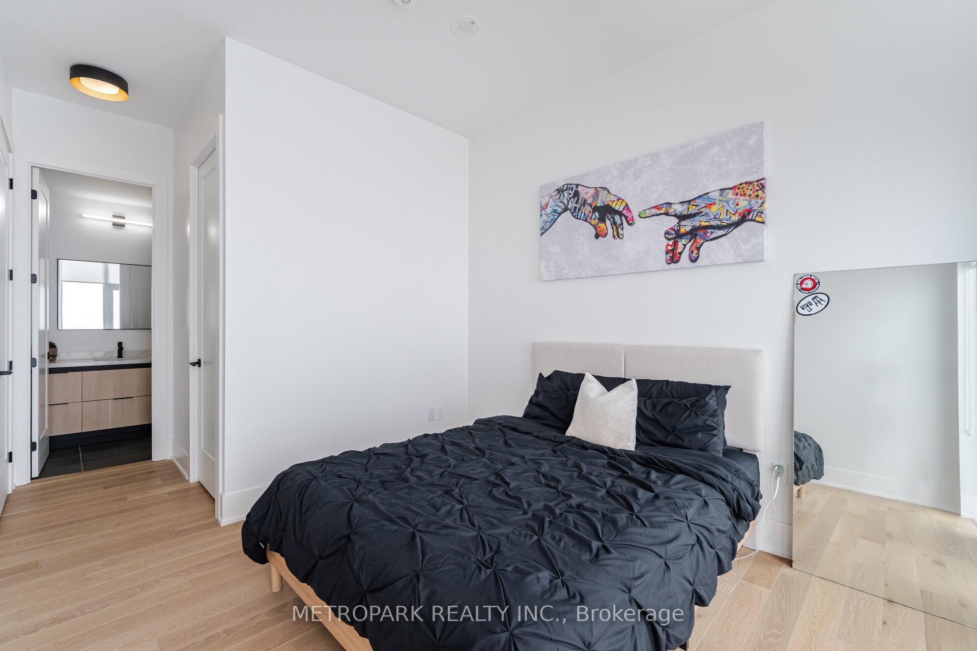 Photo 21 of Unit Ph215, 9000 Jane Street, Vaughan, Concord — HOMEH