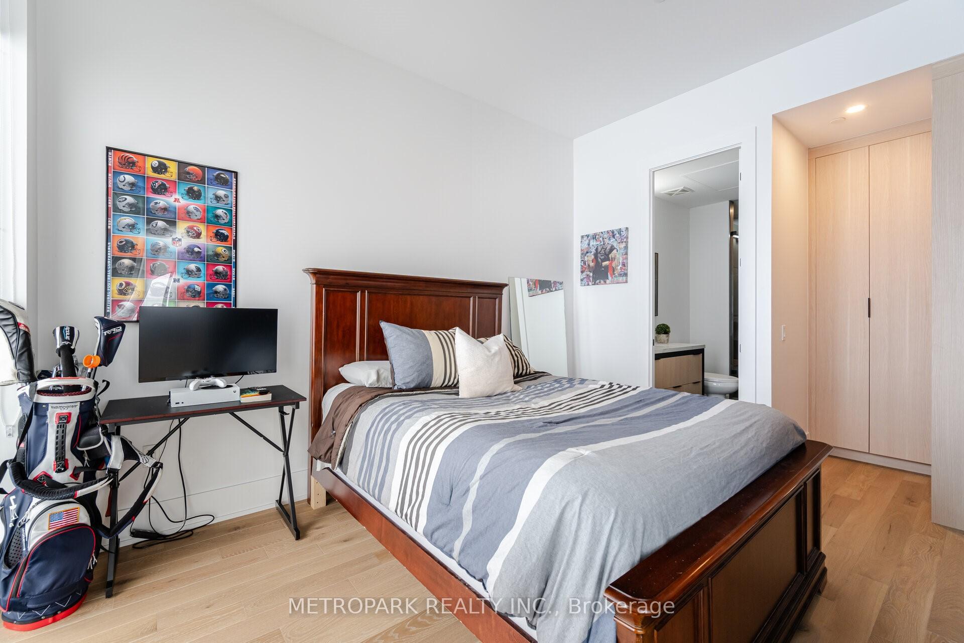 Photo 24 of Unit Ph215, 9000 Jane Street, Vaughan, Concord — HOMEH