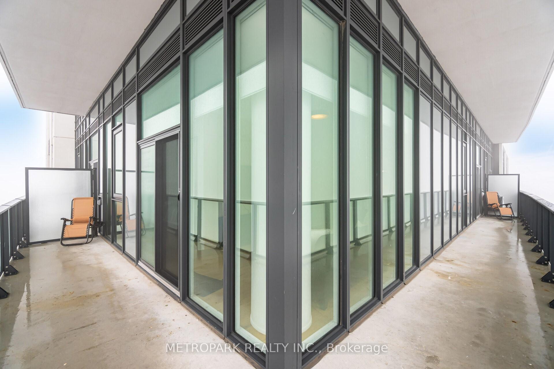 Photo 33 of Unit Ph215, 9000 Jane Street, Vaughan, Concord — HOMEH