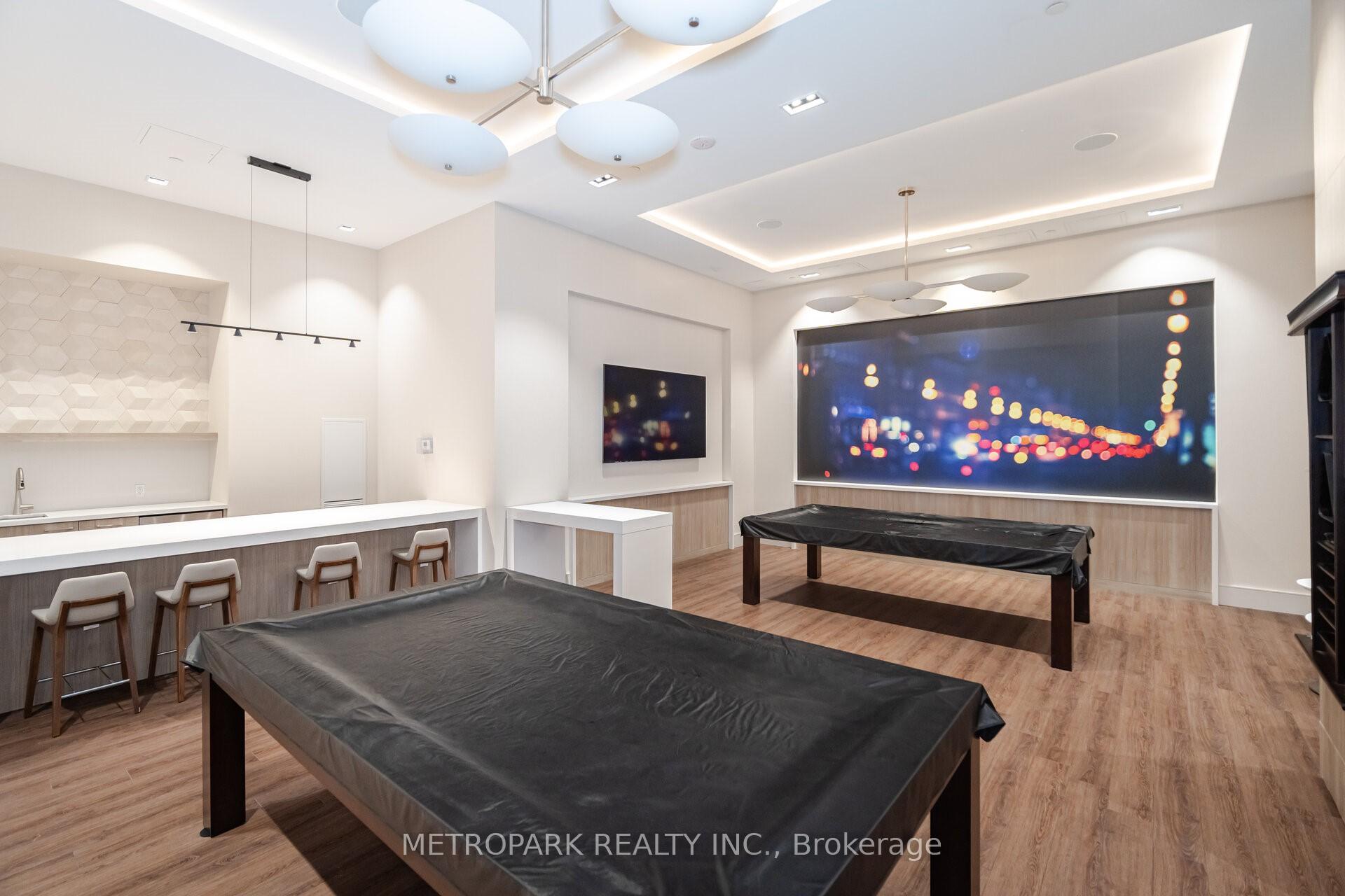 Photo 44 of Unit Ph215, 9000 Jane Street, Vaughan, Concord — HOMEH