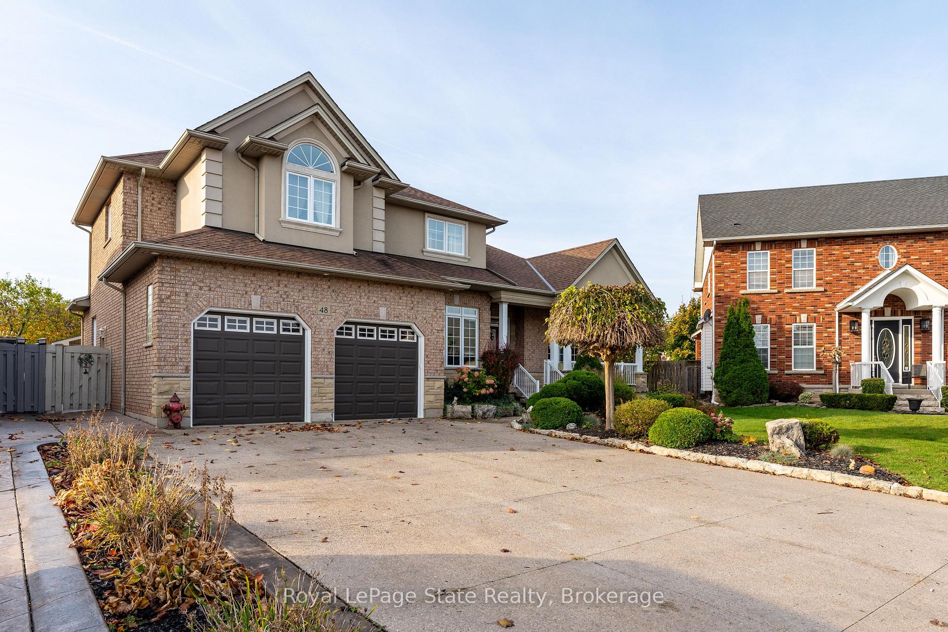Photo 3 of 48 Tuscani Drive, Hamilton, Winona — HOMEH