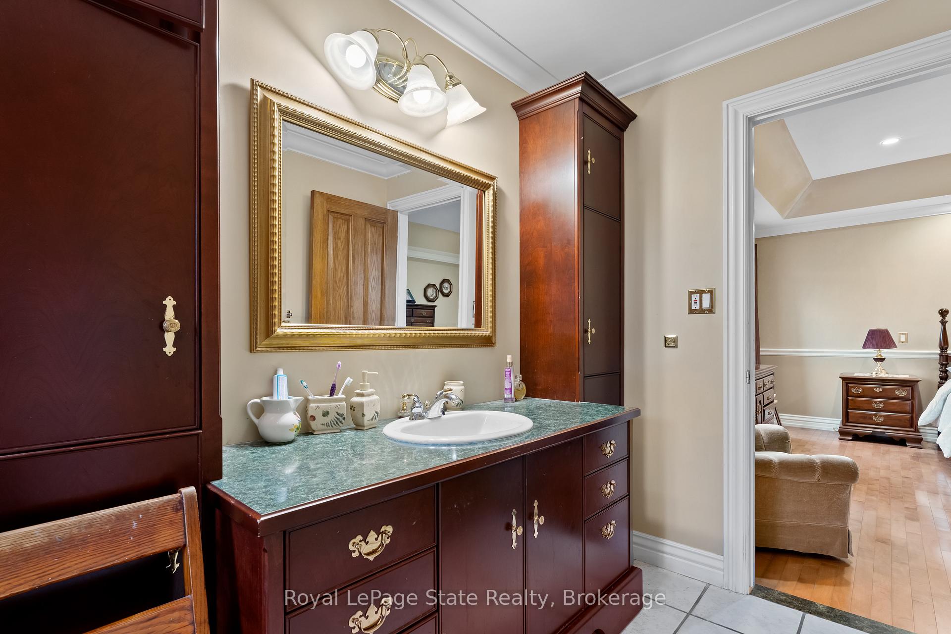 Photo 31 of 48 Tuscani Drive, Hamilton, Winona — HOMEH