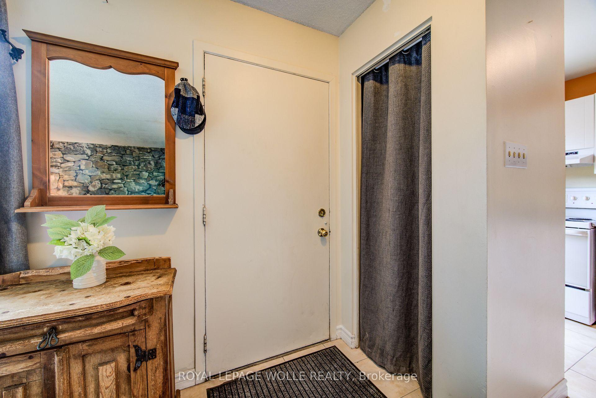 Photo 7 of Unit 2, 249 Cedarbrae Avenue, Waterloo — HOMEH