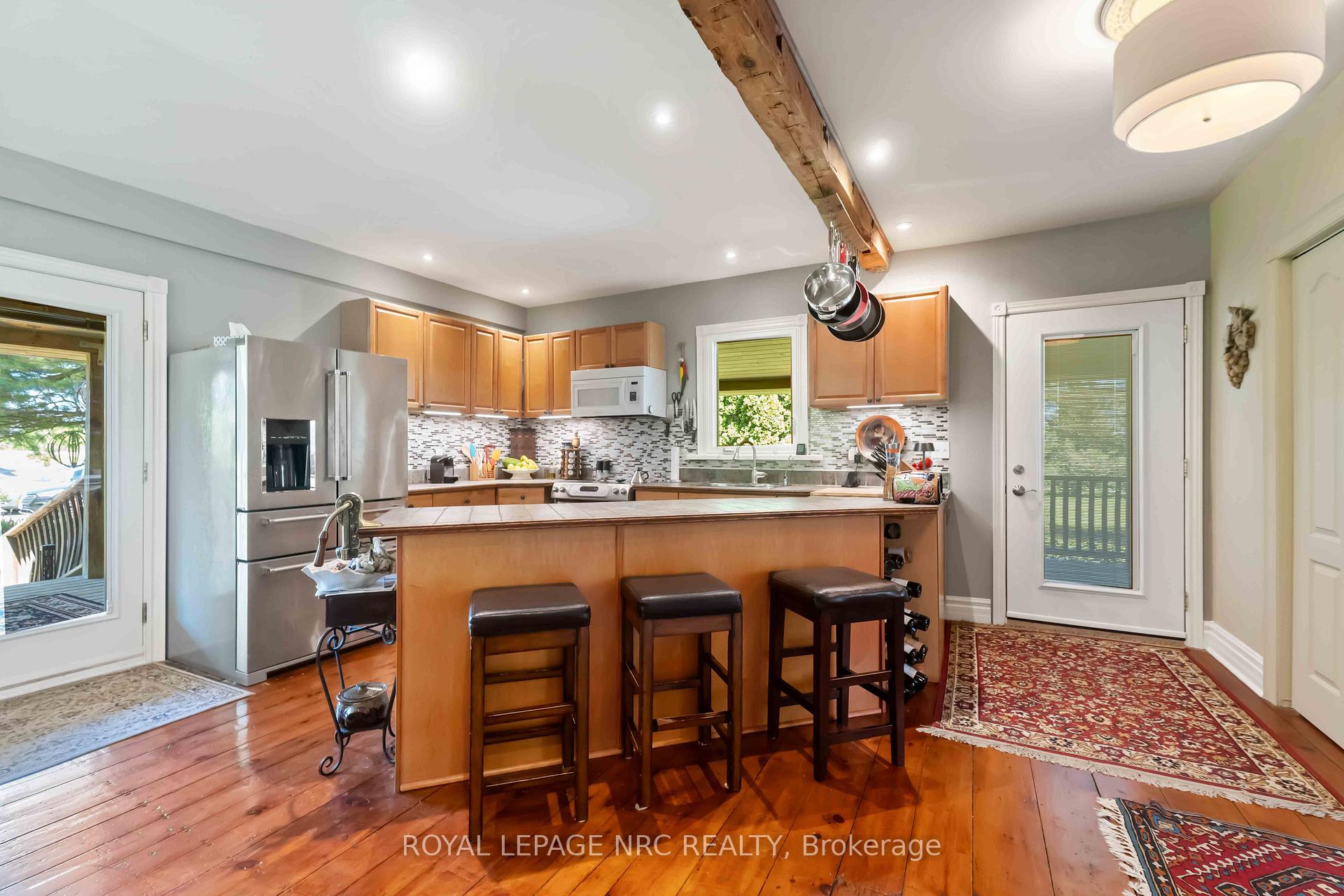 Photo 37 of 991 Twenty Road, Pelham, North Pelham — HOMEH