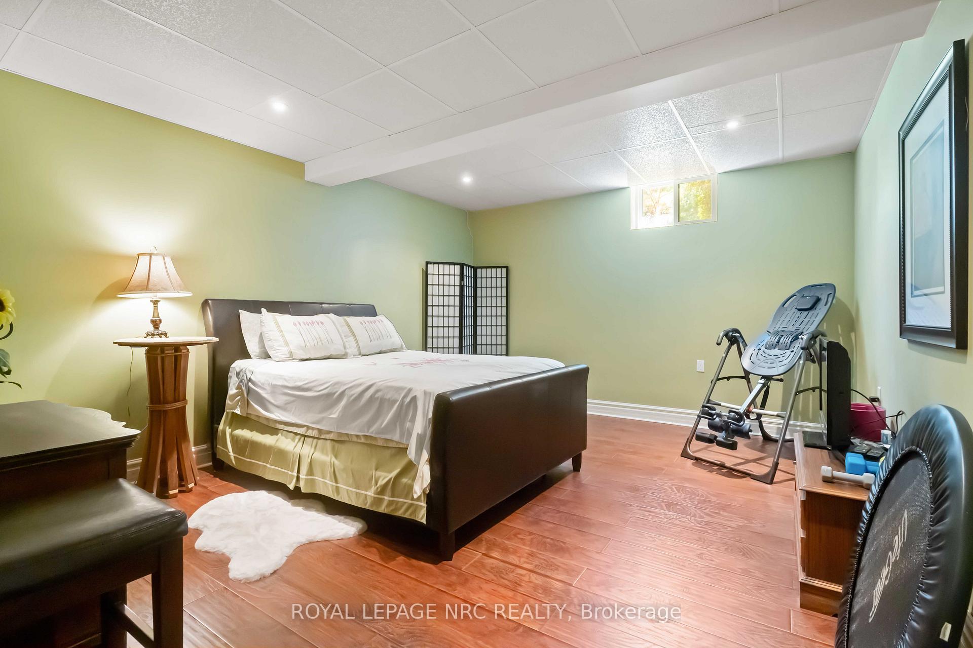 Photo 72 of 991 Twenty Road, Pelham, North Pelham — HOMEH
