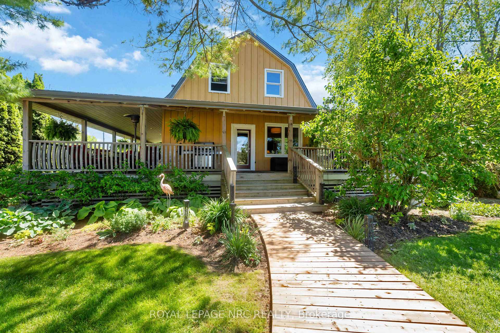 Photo 4 of 991 Twenty Road, Pelham, North Pelham — HOMEH
