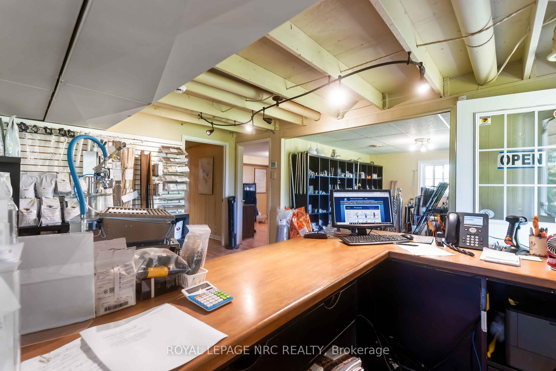Photo 56 of 991 Twenty Road, Pelham, North Pelham — HOMEH