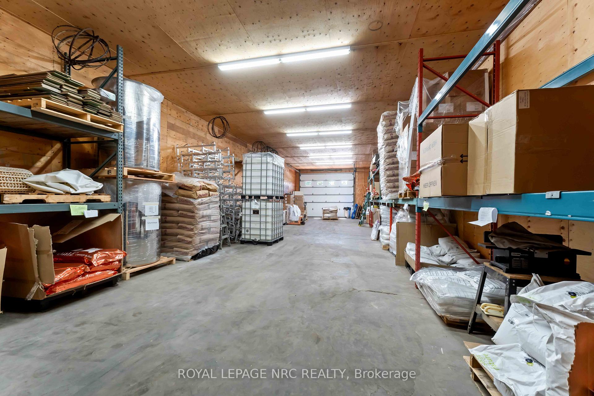 Photo 59 of 991 Twenty Road, Pelham, North Pelham — HOMEH