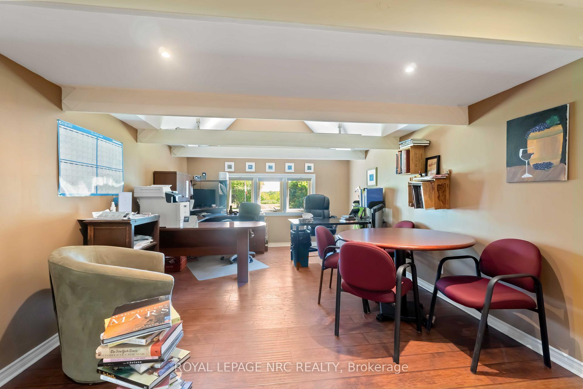 Photo 90 of 991 Twenty Road, Pelham, North Pelham — HOMEH