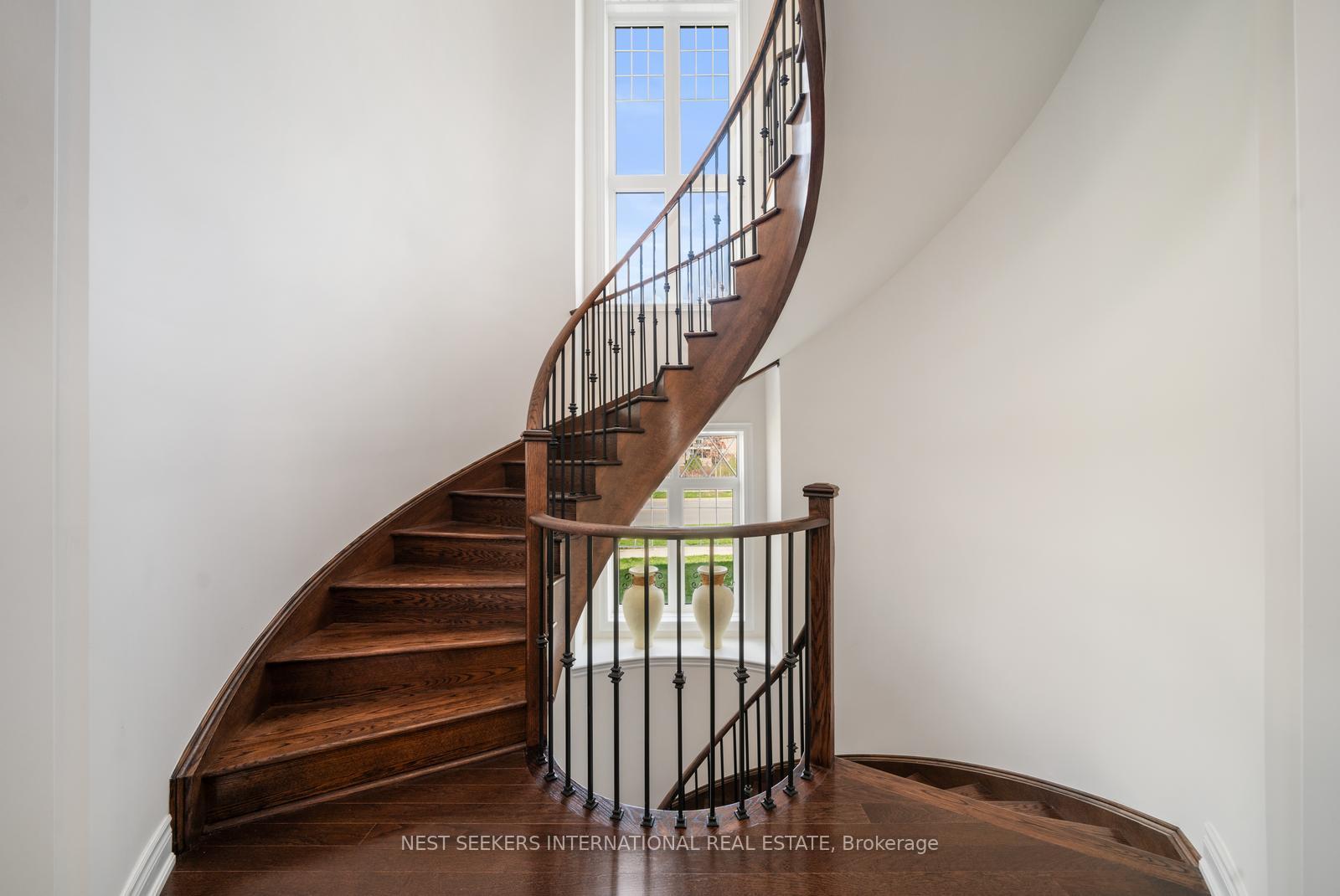 Photo 38 of 3 Larkin Avenue, King, Nobleton — HOMEH