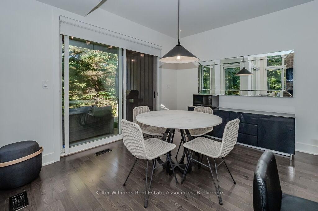 Photo 7 of 48 Carrick Trail, Gravenhurst, Muskoka (S) — HOMEH