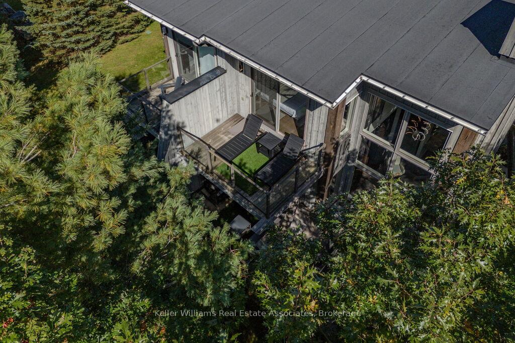 Photo 23 of 48 Carrick Trail, Gravenhurst, Muskoka (S) — HOMEH