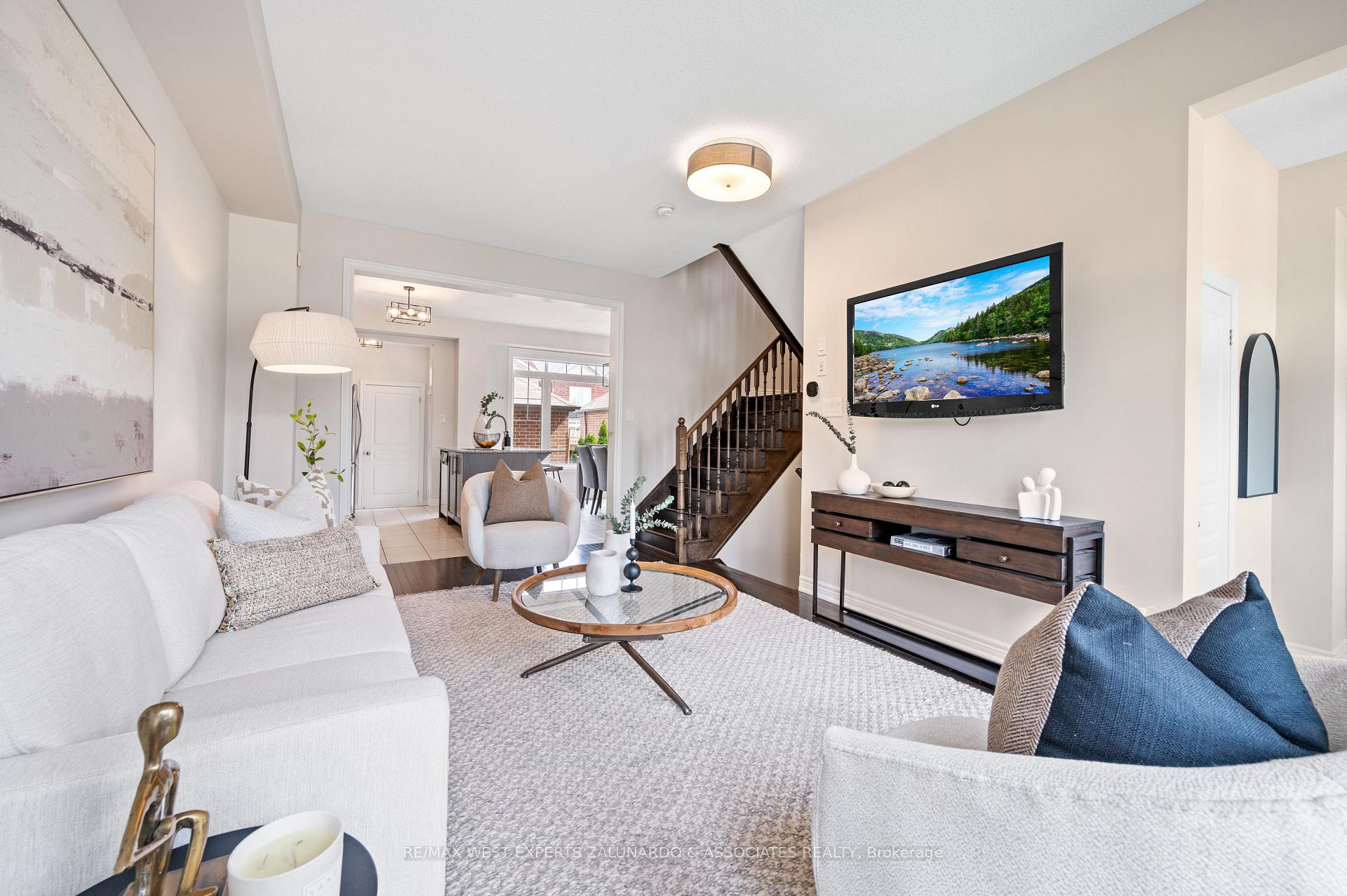 Photo 26 of 51 East's Corners Boulevard, Vaughan, Kleinburg — HOMEH