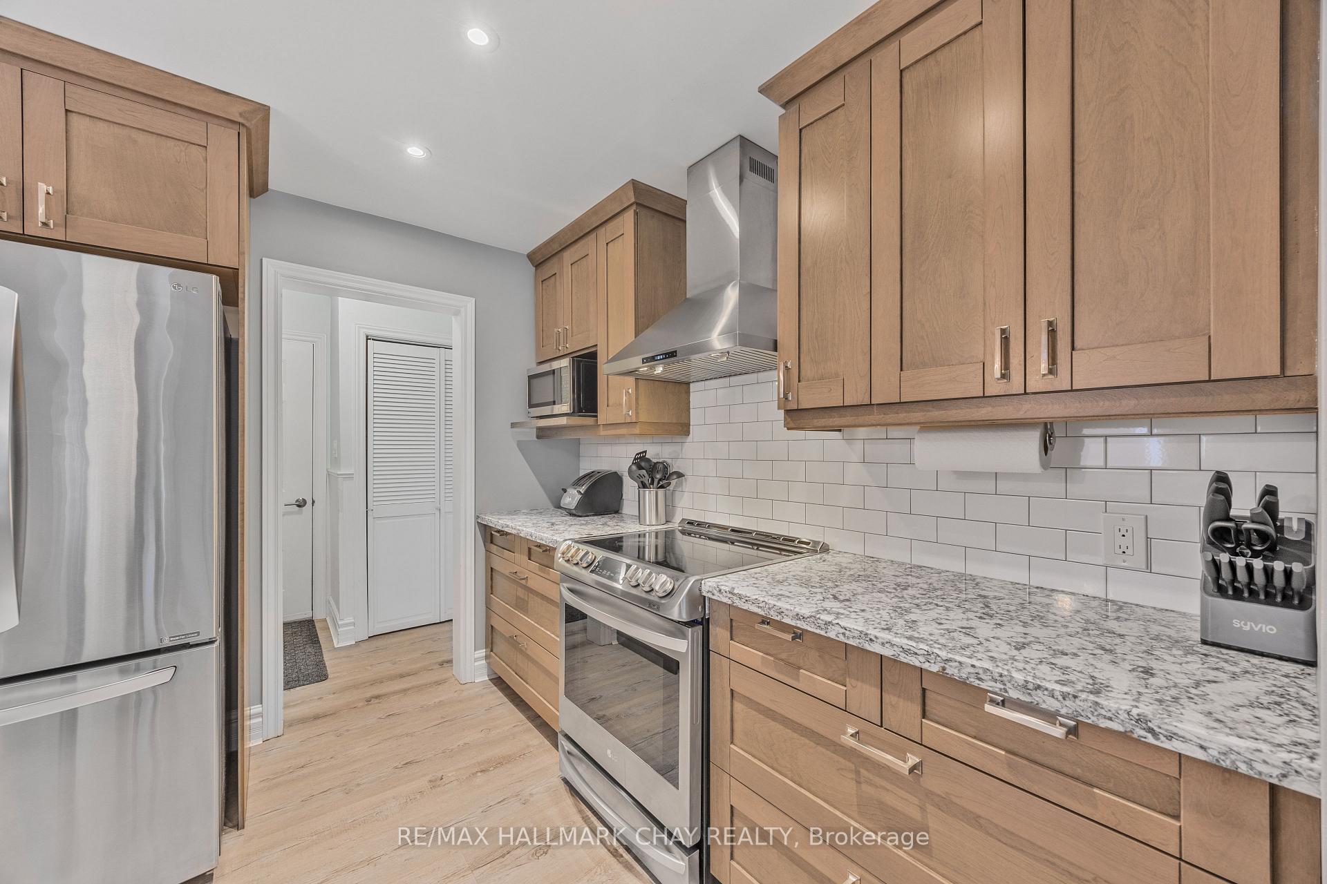 Photo 37 of 1078 Elm Road, Innisfil, Rural Innisfil — HOMEH
