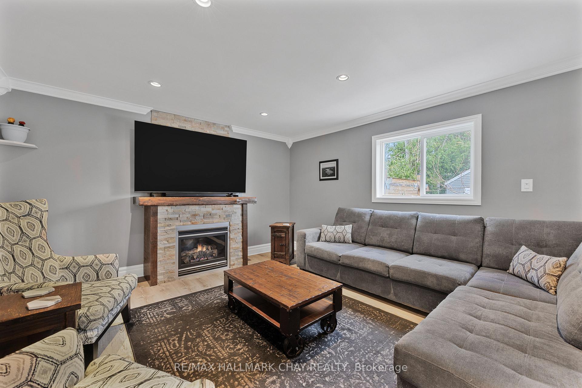 Photo 11 of 1078 Elm Road, Innisfil, Rural Innisfil — HOMEH