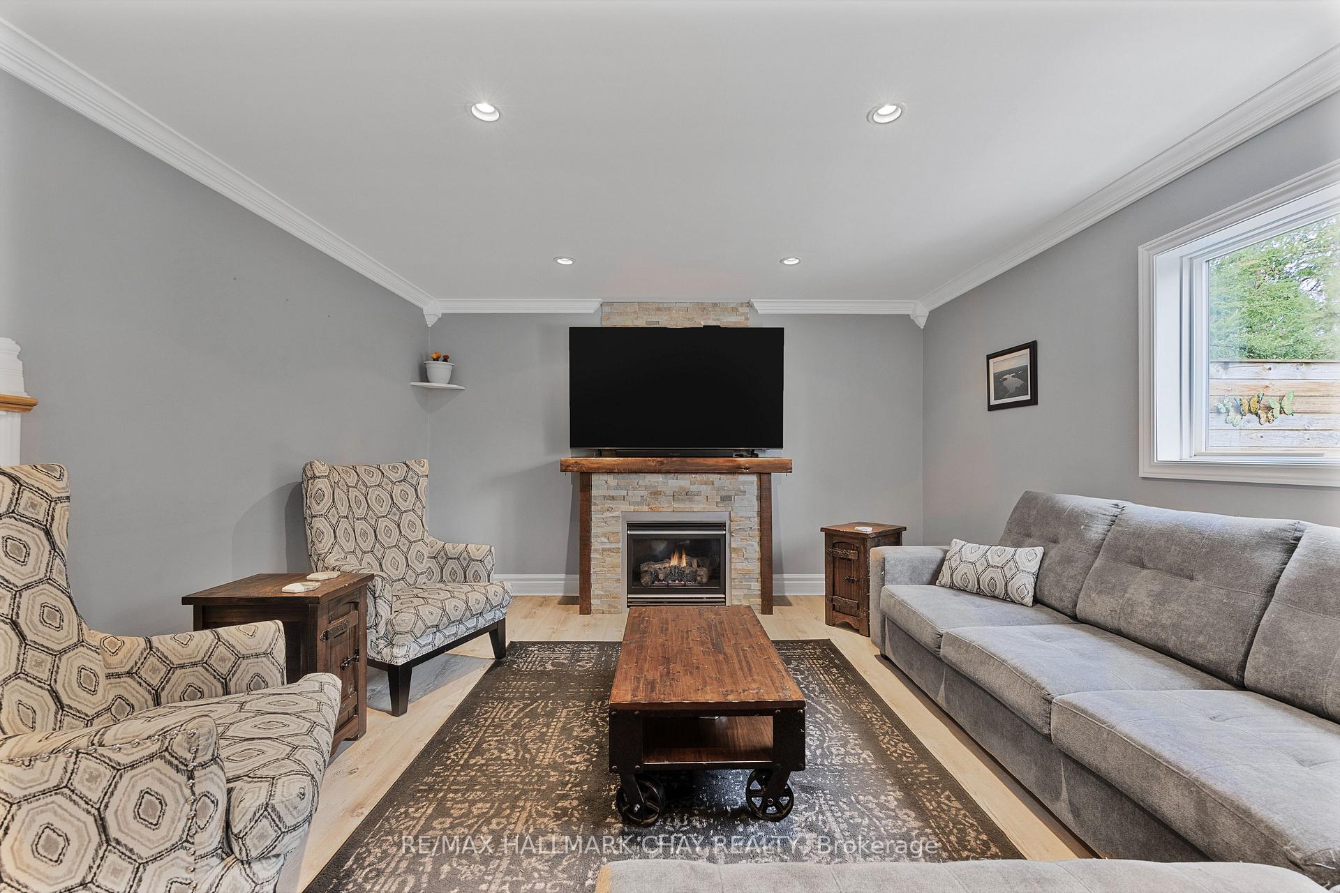 Photo 12 of 1078 Elm Road, Innisfil, Rural Innisfil — HOMEH